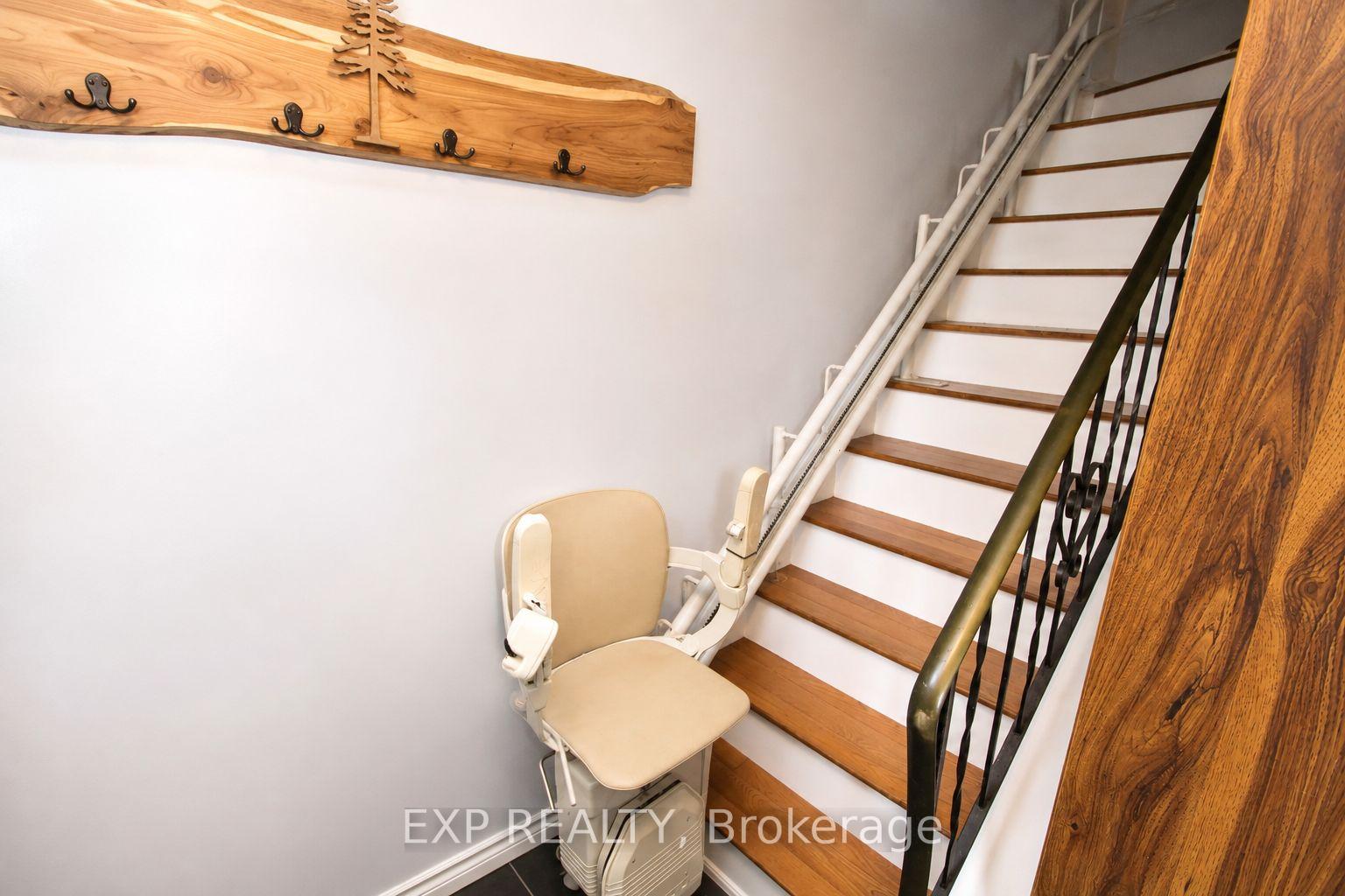 Photo 5 of 110 Purdy Road, Loyalist, Bath — HOMEH
