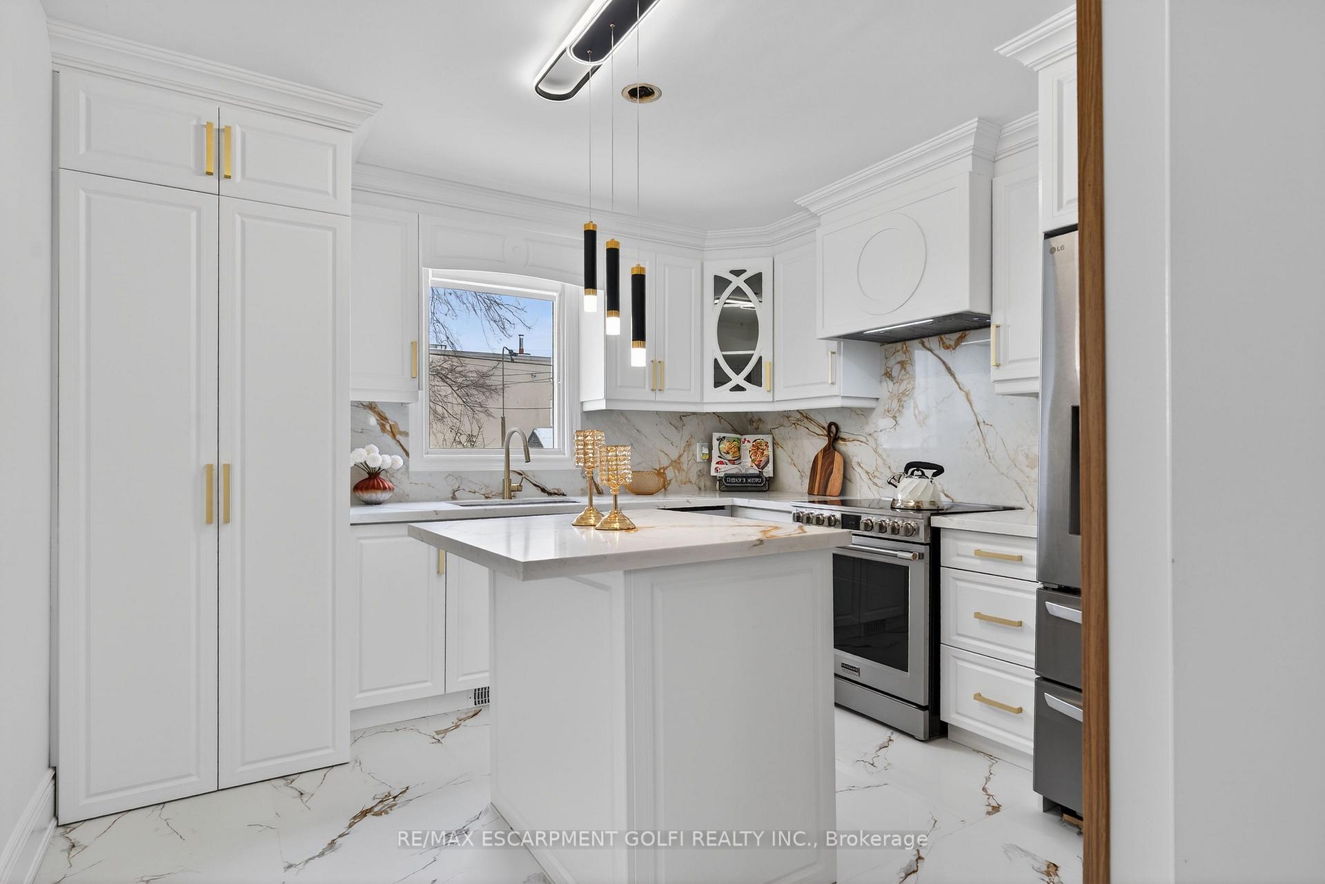Photo 11 of 23 Edward Street, Hamilton, Stipley — HOMEH