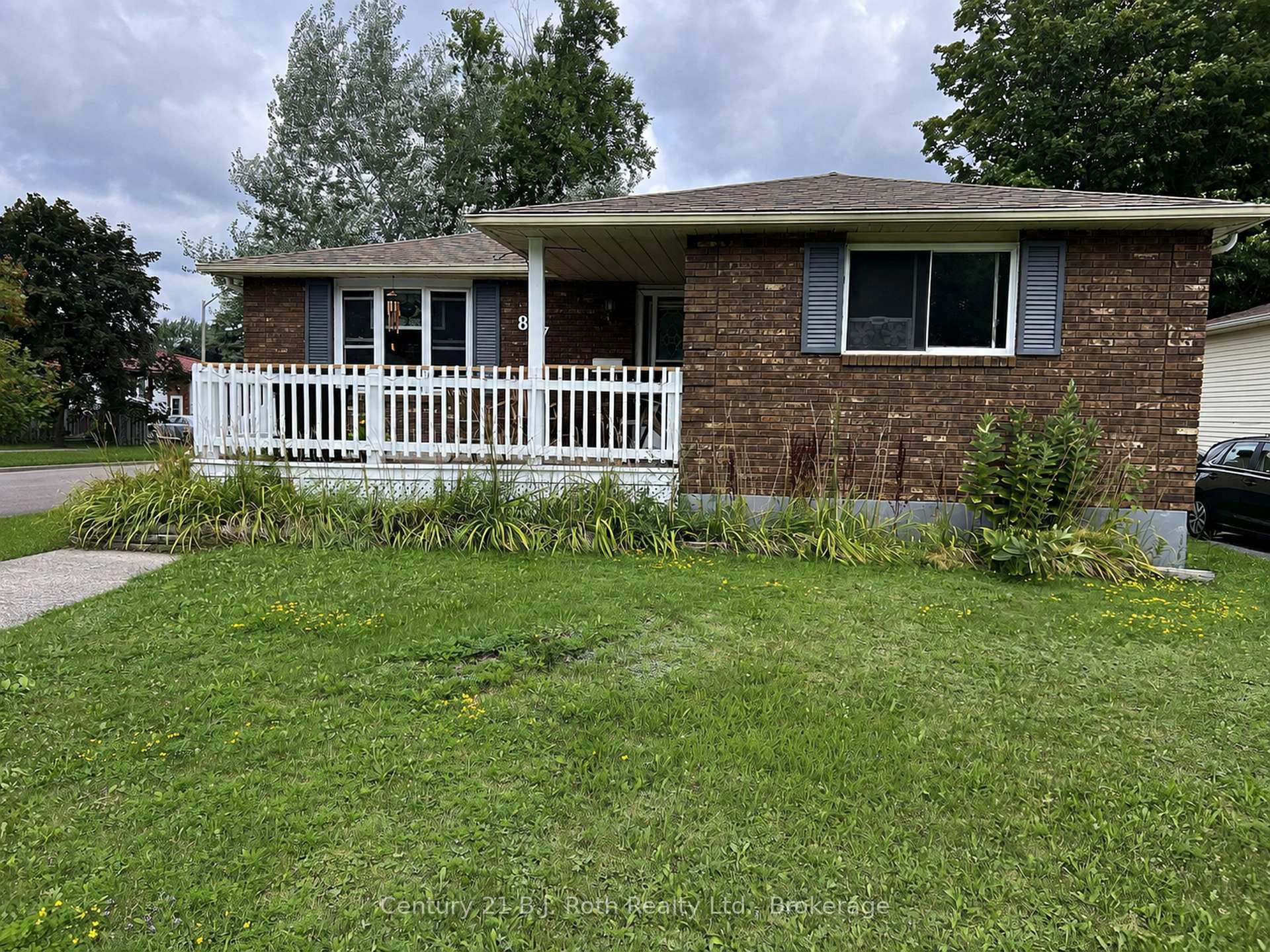 Photo 18 of 867 Birchwood Drive, Midland — HOMEH