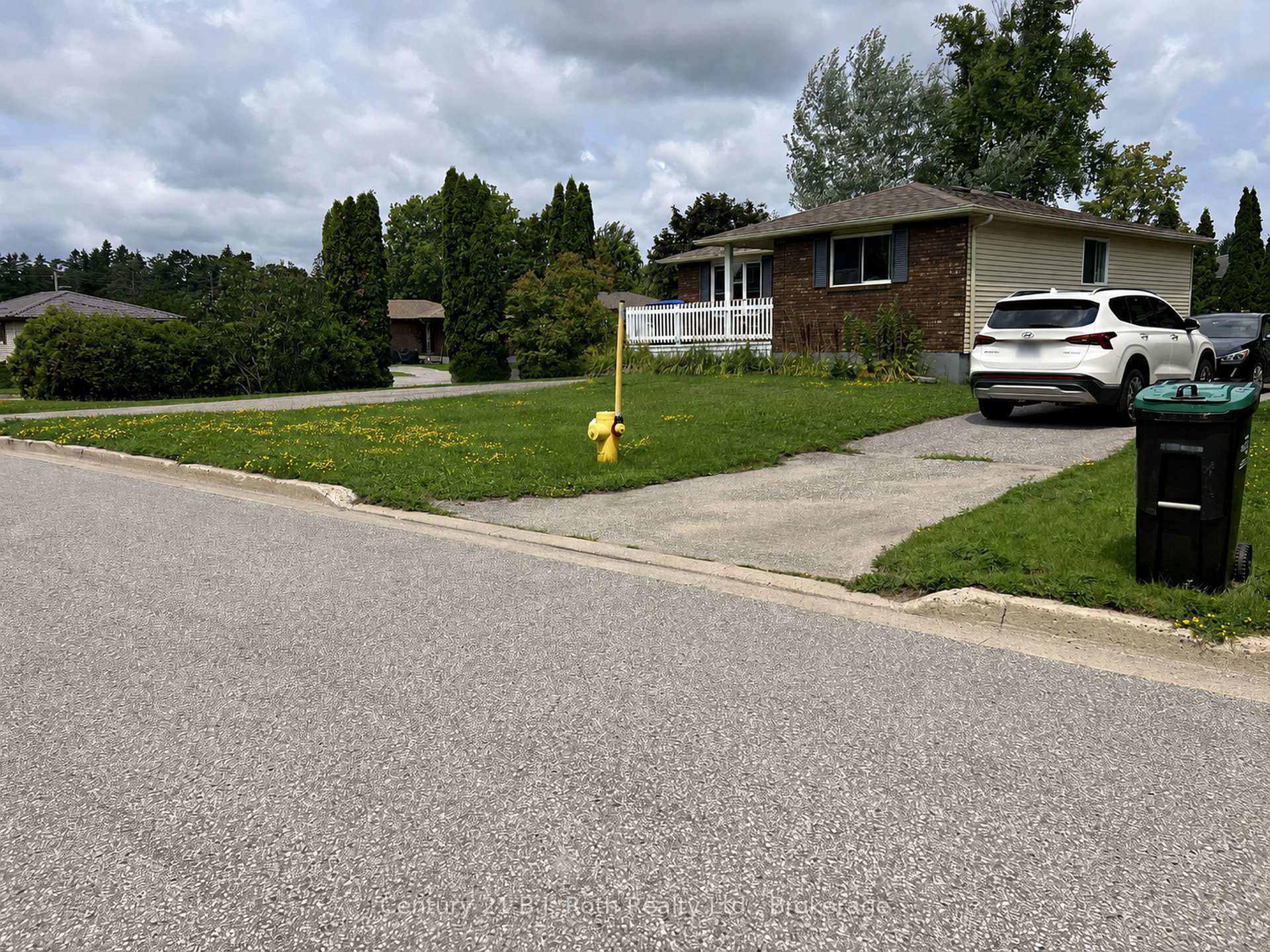 Photo 20 of 867 Birchwood Drive, Midland — HOMEH