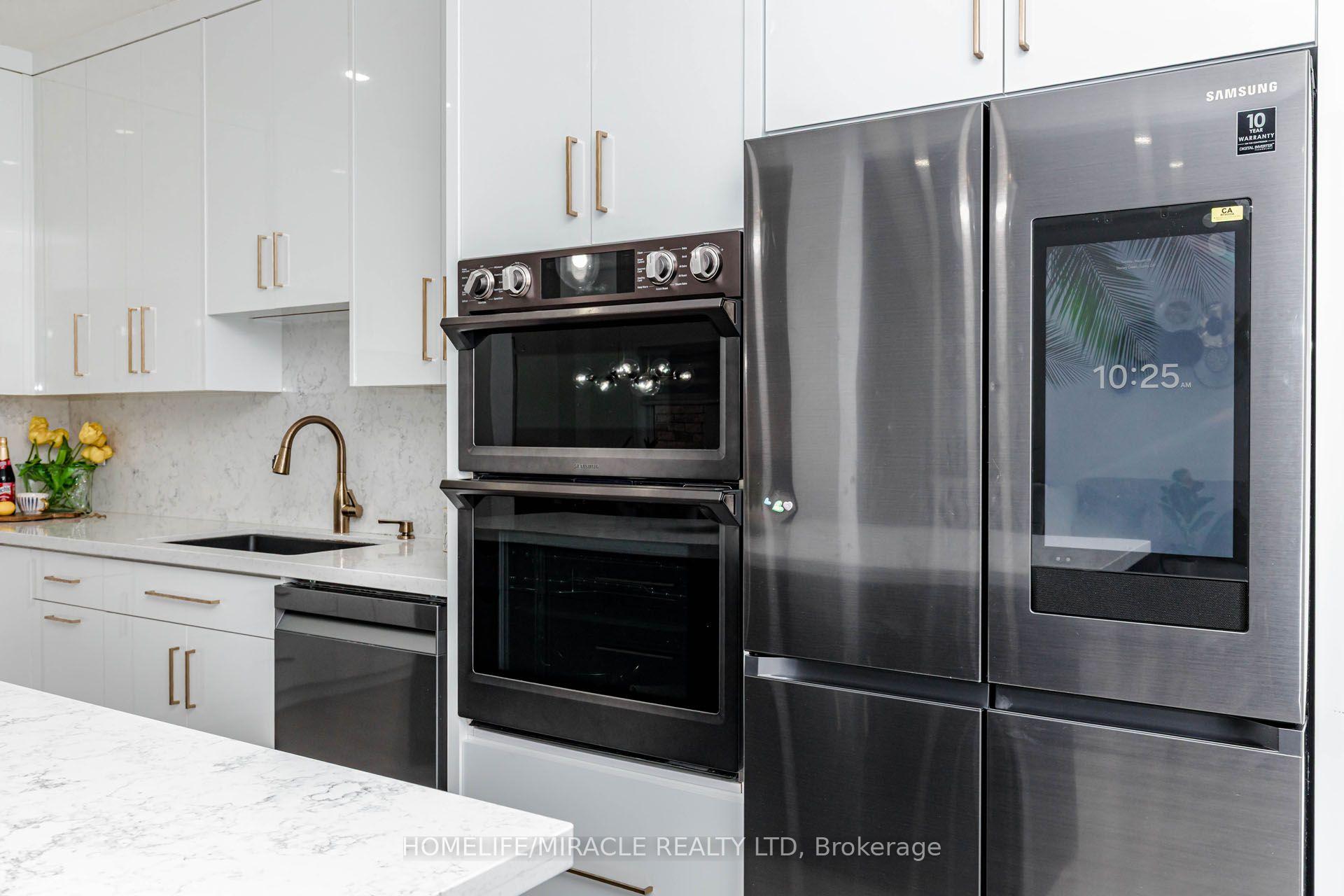 Photo 18 of 36 Tidemore Heights, Hamilton, Stoney Creek — HOMEH