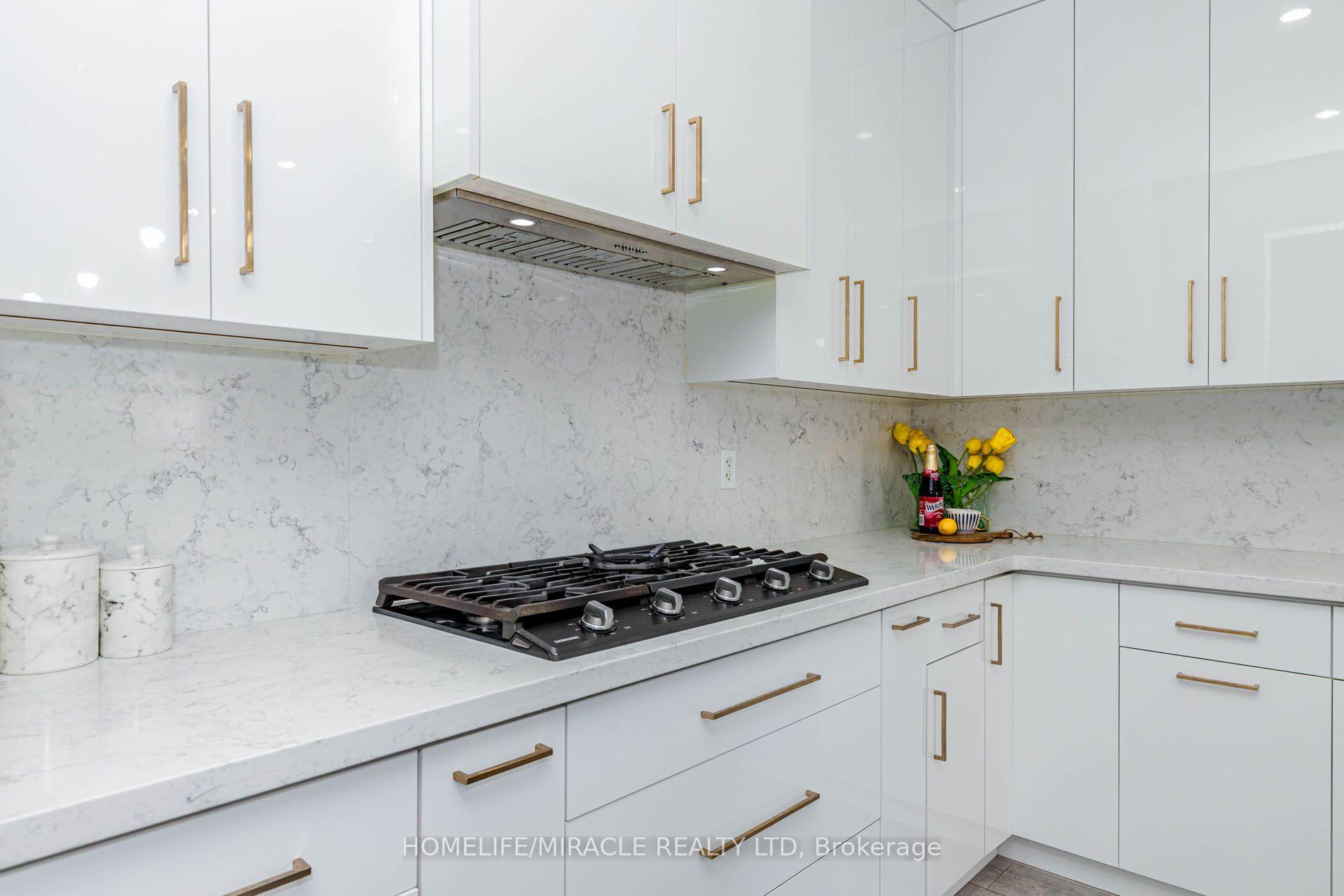 Photo 21 of 36 Tidemore Heights, Hamilton, Stoney Creek — HOMEH
