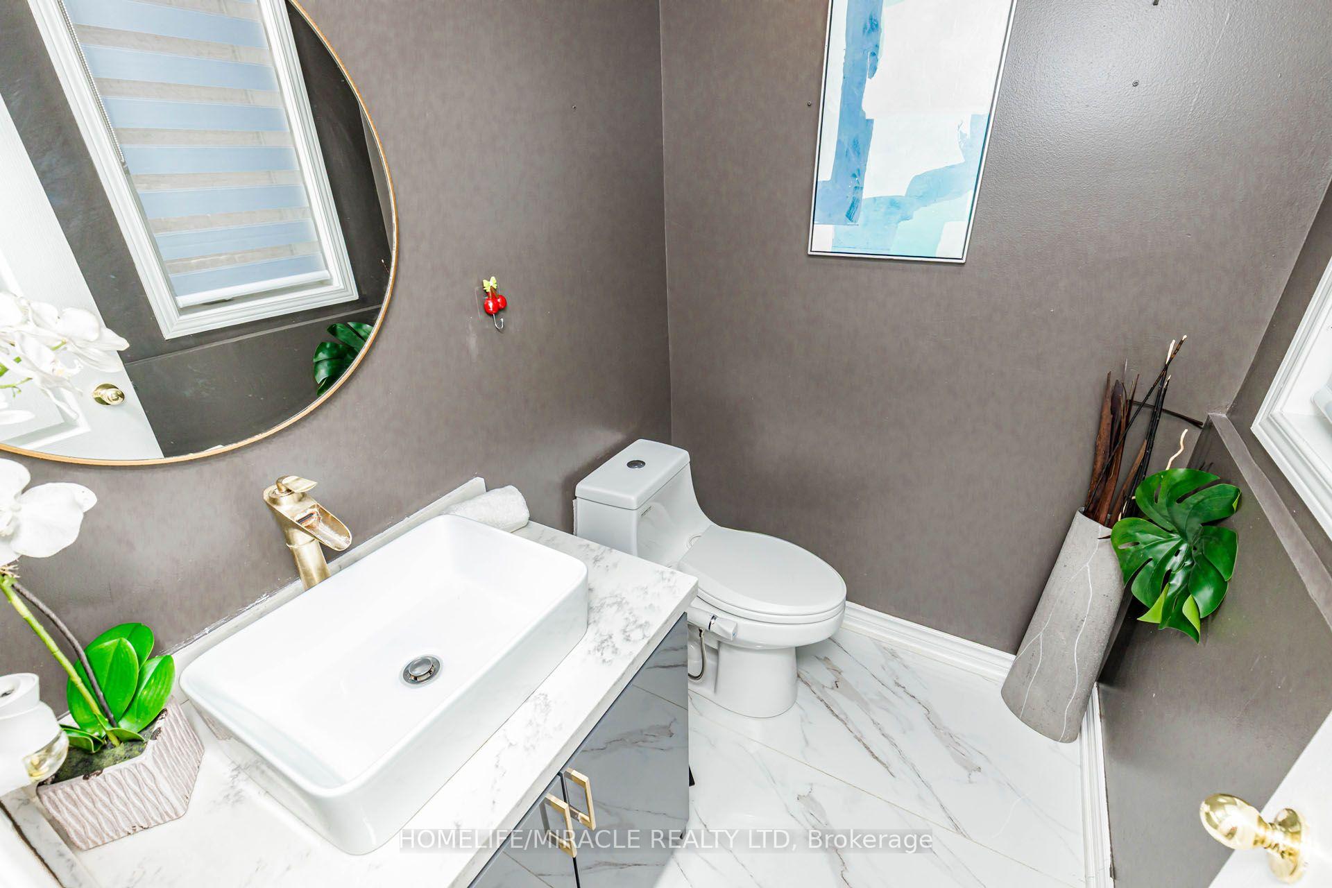 Photo 24 of 36 Tidemore Heights, Hamilton, Stoney Creek — HOMEH