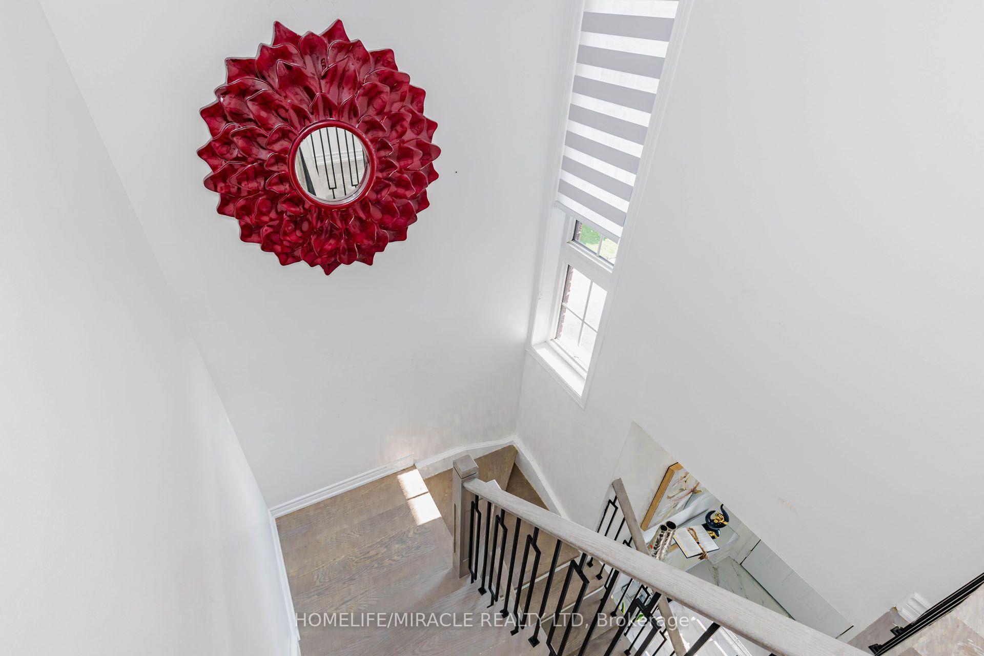 Photo 26 of 36 Tidemore Heights, Hamilton, Stoney Creek — HOMEH