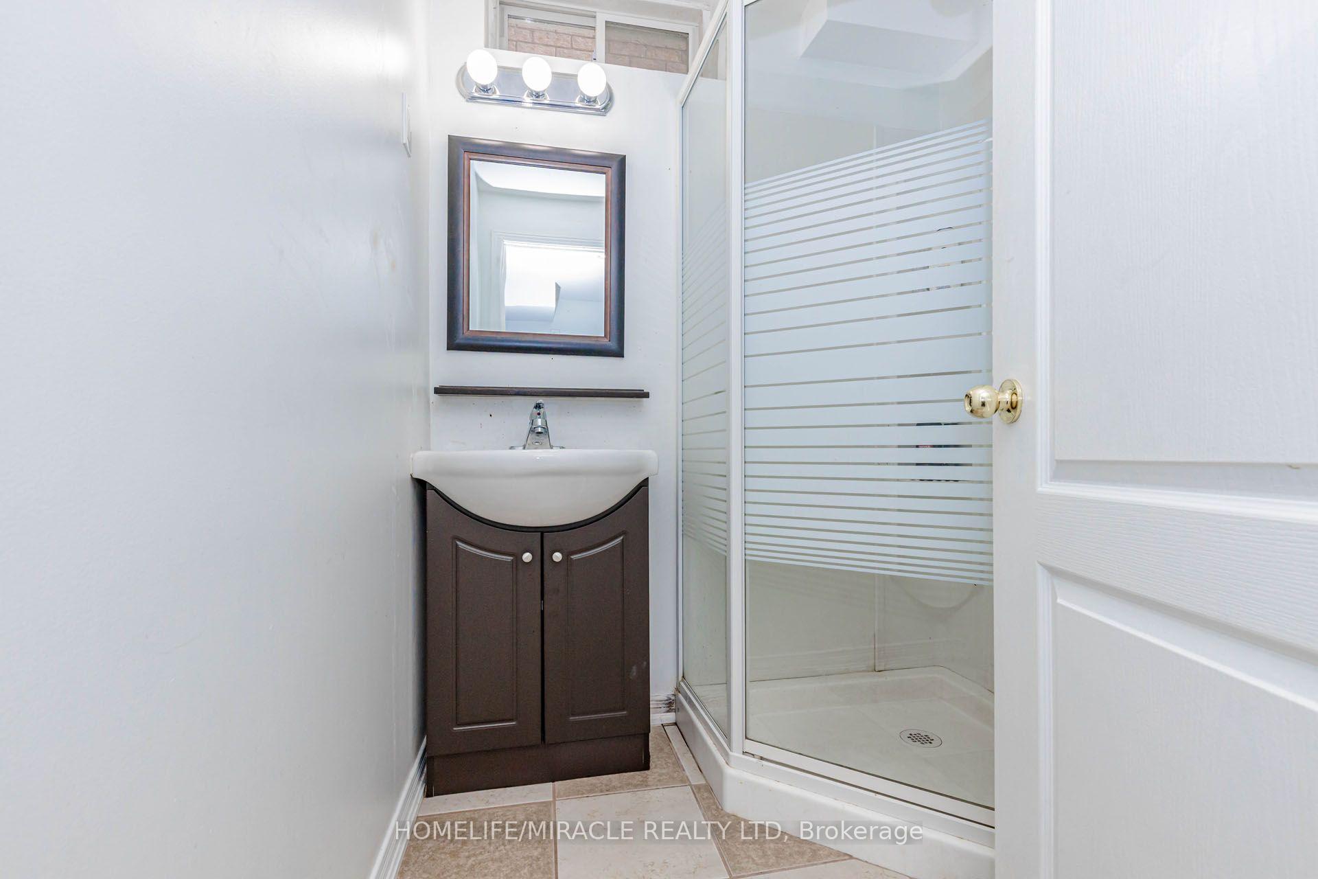 Photo 47 of 36 Tidemore Heights, Hamilton, Stoney Creek — HOMEH