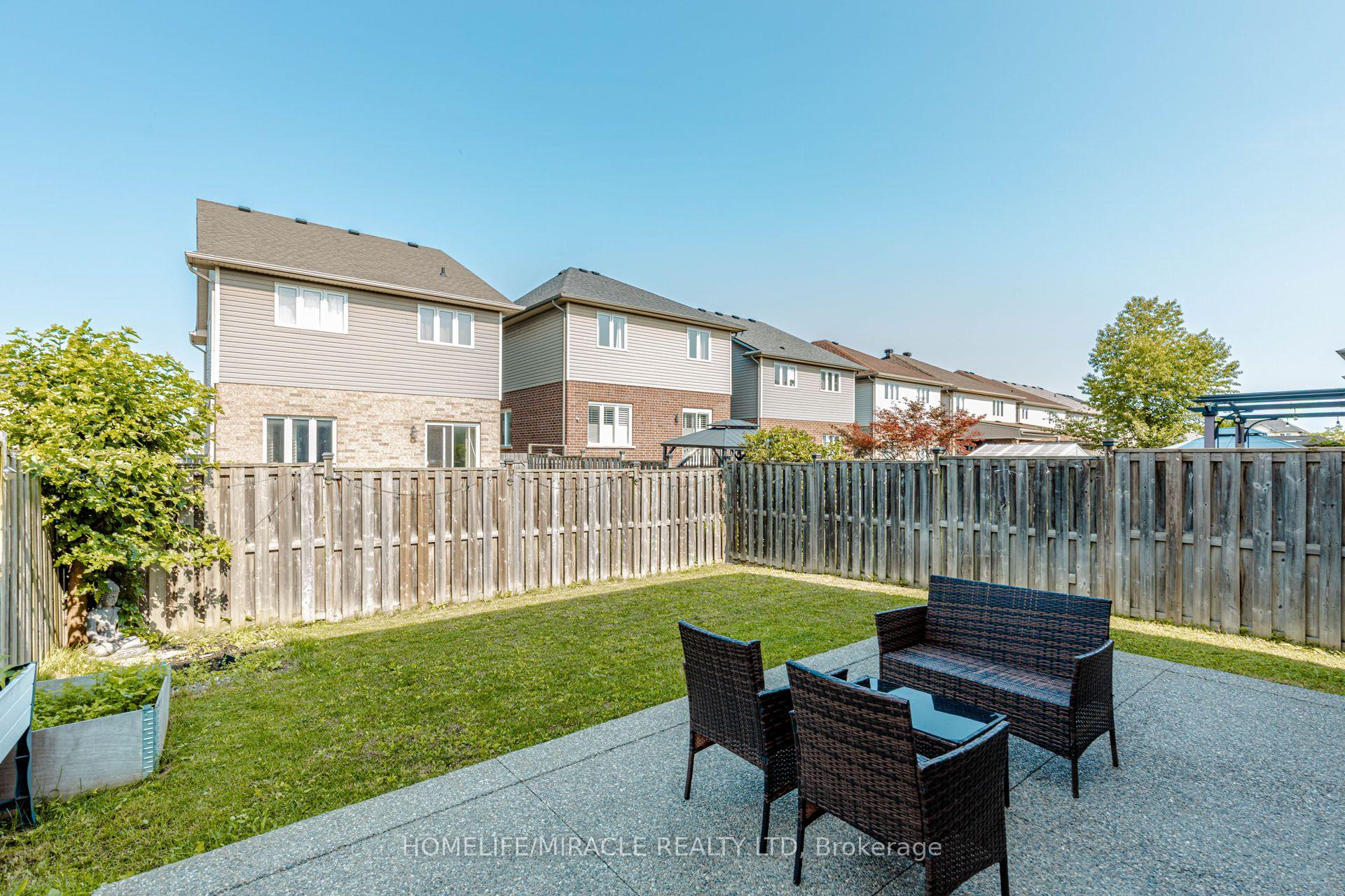 Photo 50 of 36 Tidemore Heights, Hamilton, Stoney Creek — HOMEH