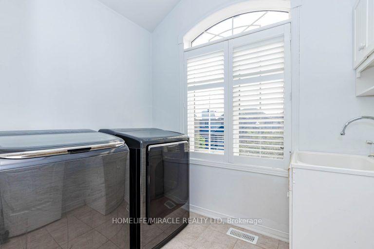 Photo 42 of 36 Tidemore Heights, Hamilton, Stoney Creek — HOMEH