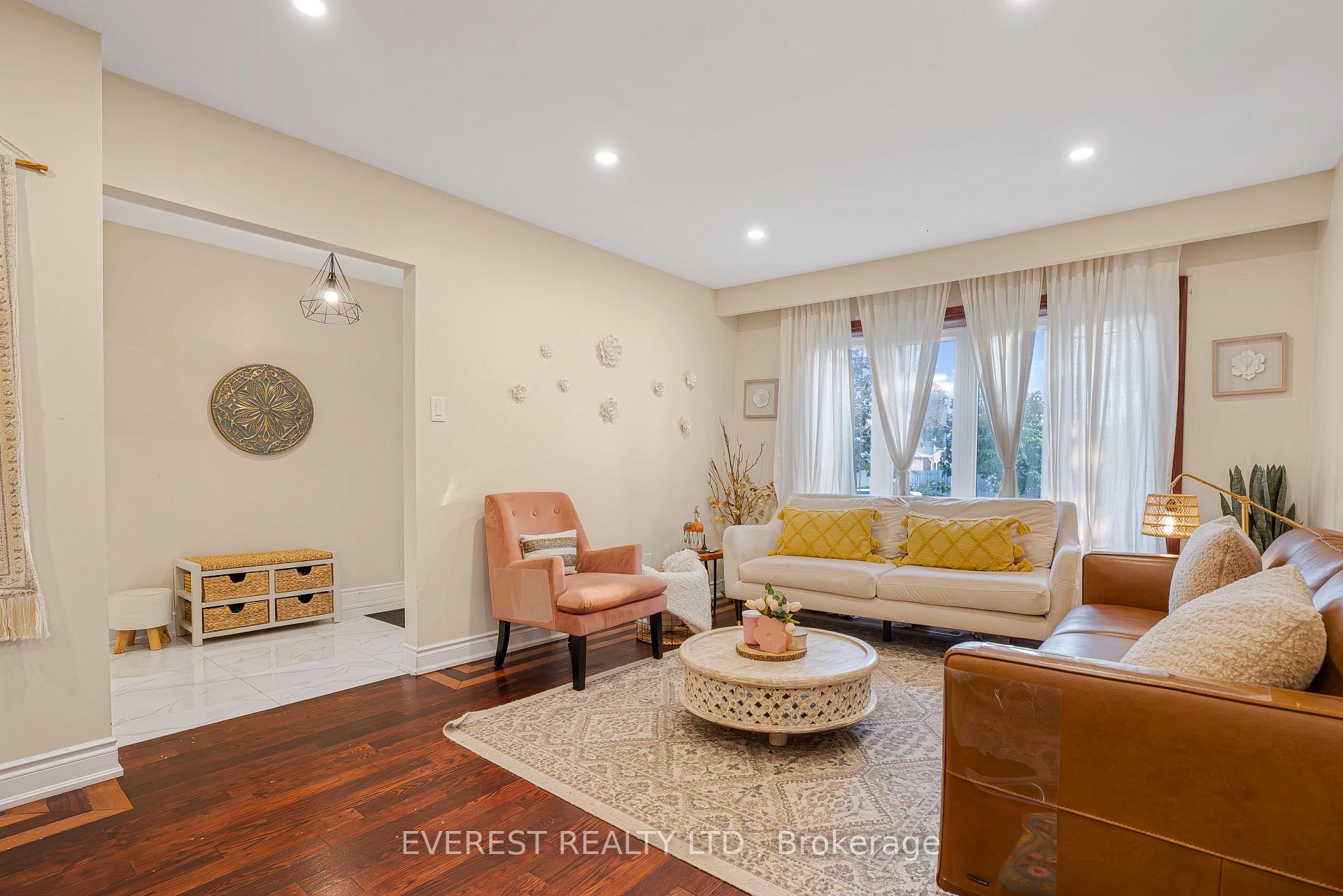 Photo 6 of 228 Michael Boulevard, Whitby, Lynde Creek — HOMEH