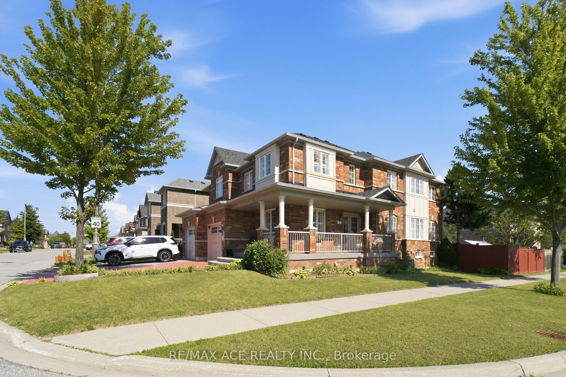 Photo 5 of 58 Andriana Crescent, Markham, Box Grove — HOMEH