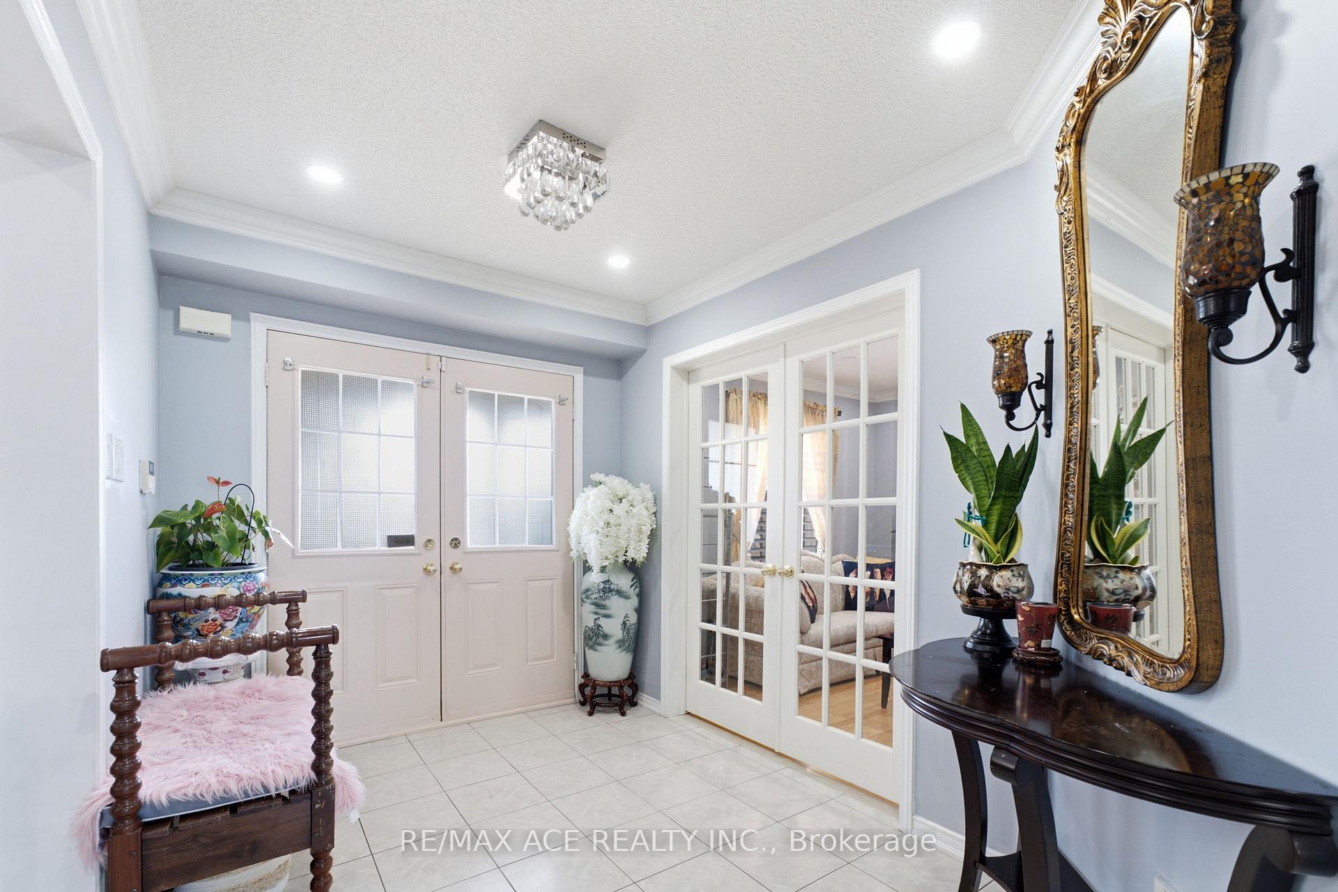 Photo 6 of 58 Andriana Crescent, Markham, Box Grove — HOMEH
