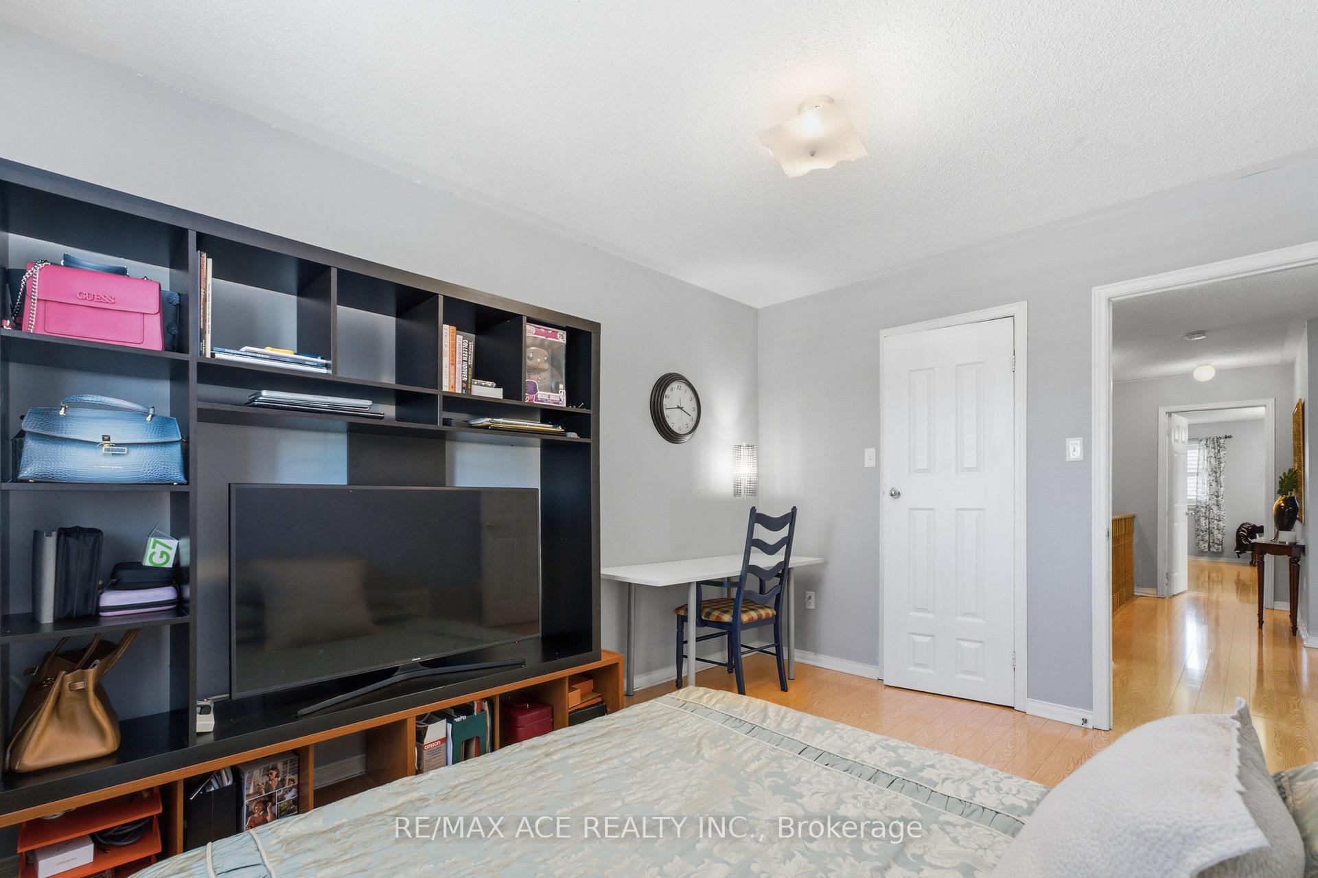 Photo 35 of 58 Andriana Crescent, Markham, Box Grove — HOMEH