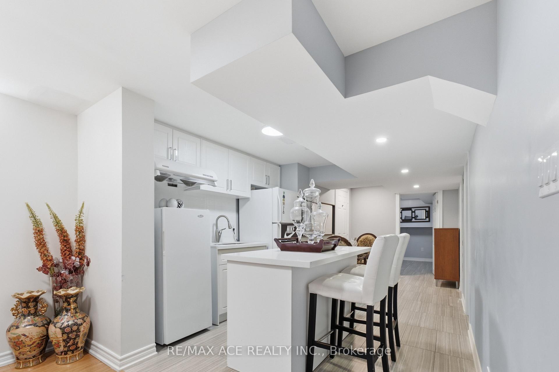 Photo 39 of 58 Andriana Crescent, Markham, Box Grove — HOMEH