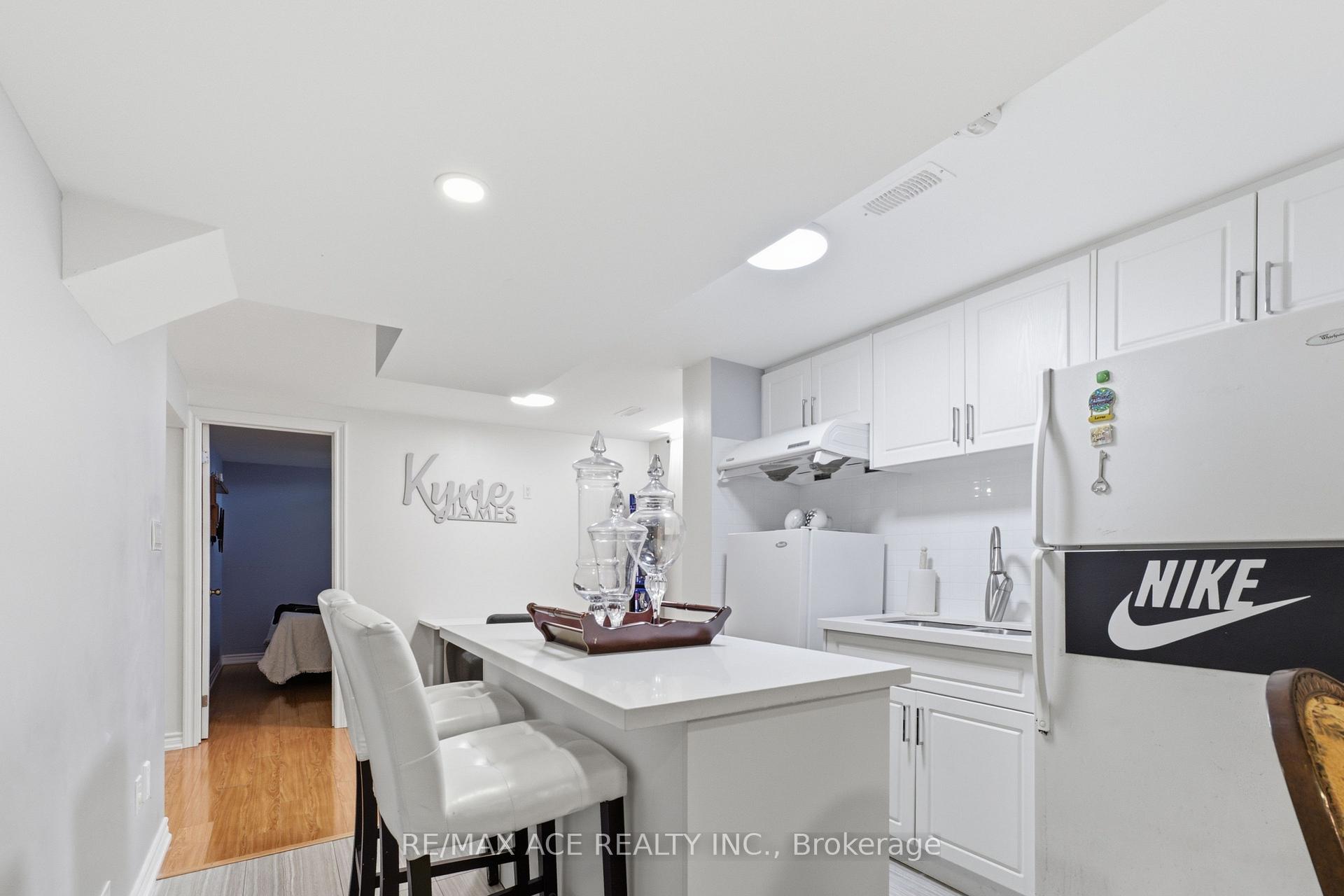 Photo 40 of 58 Andriana Crescent, Markham, Box Grove — HOMEH