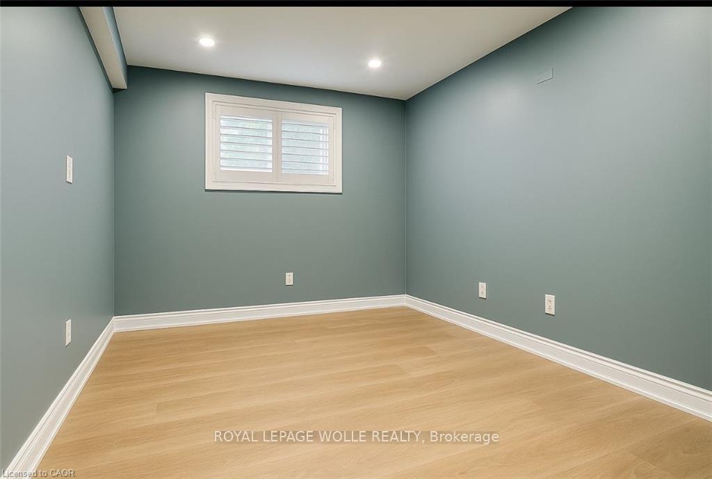 Photo 9 of Unit Lower, 255 Pineland Place, Waterloo, Columbia Forest — HOMEH