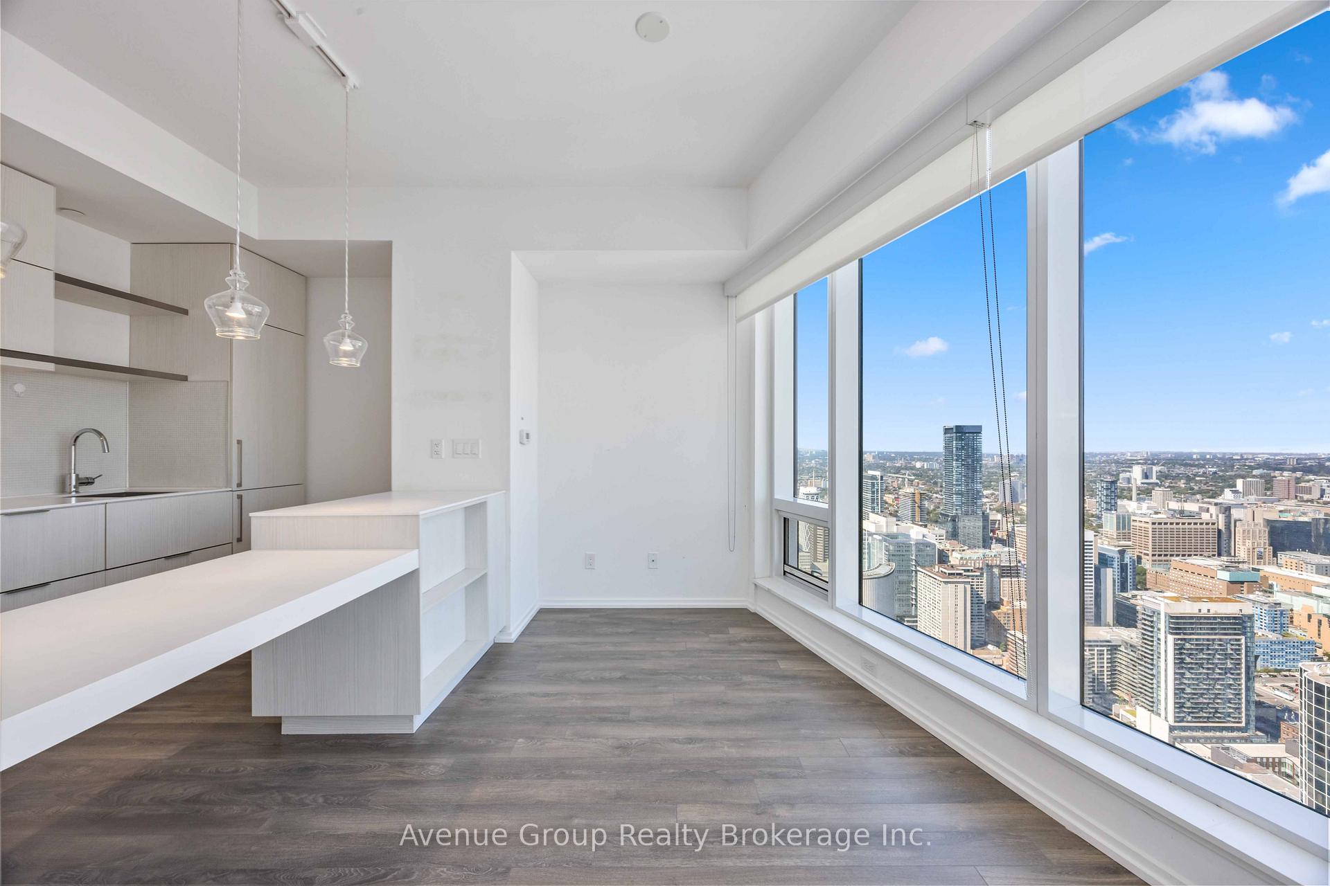 Photo 5 of Unit 5713, 197 Yonge Street, Toronto, Church-Yonge Corridor — HOMEH
