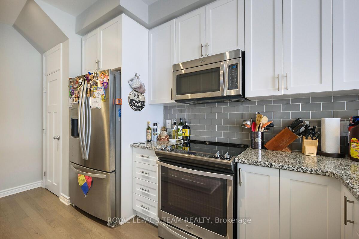Photo 37 of 253 Fergus Crescent, Ottawa, Barrhaven - Cedargrove/Fraserdale — HOMEH