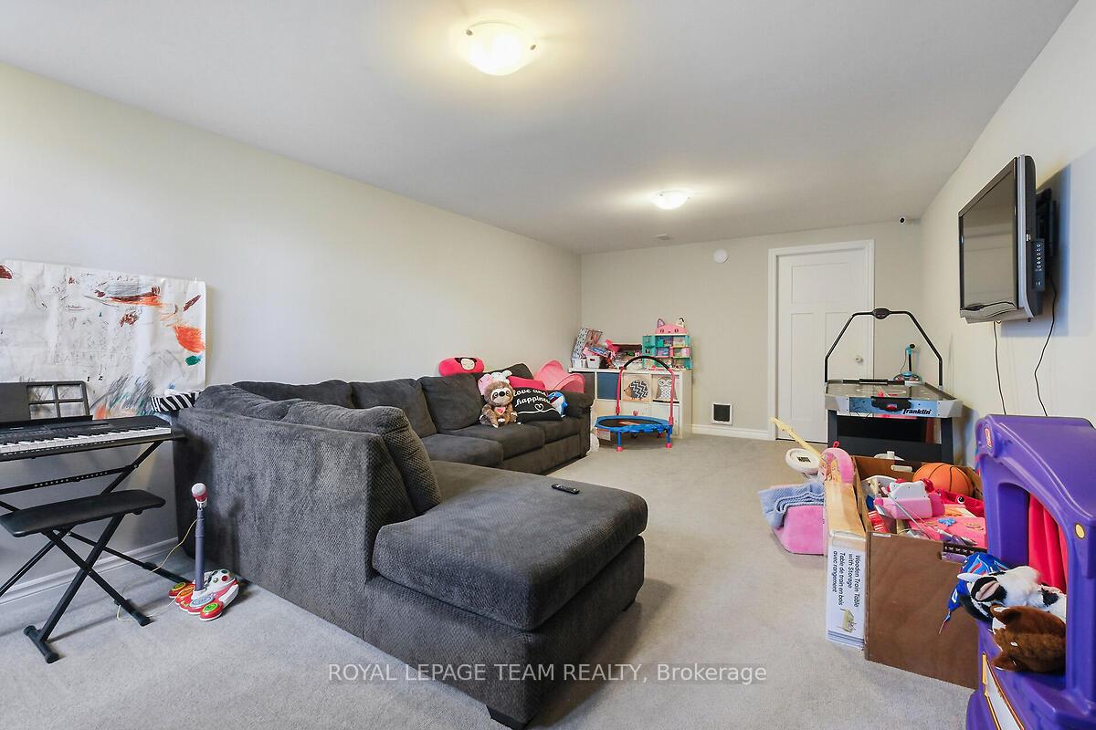 Photo 83 of 253 Fergus Crescent, Ottawa, Barrhaven - Cedargrove/Fraserdale — HOMEH