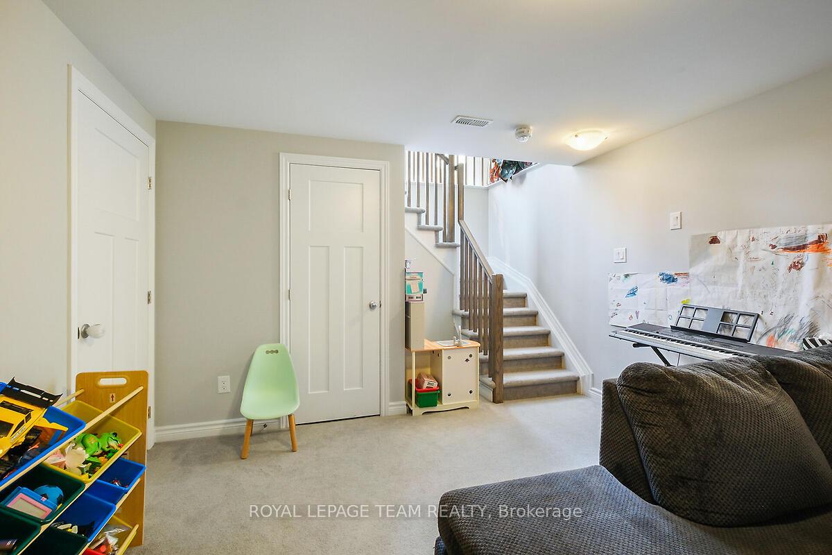 Photo 84 of 253 Fergus Crescent, Ottawa, Barrhaven - Cedargrove/Fraserdale — HOMEH
