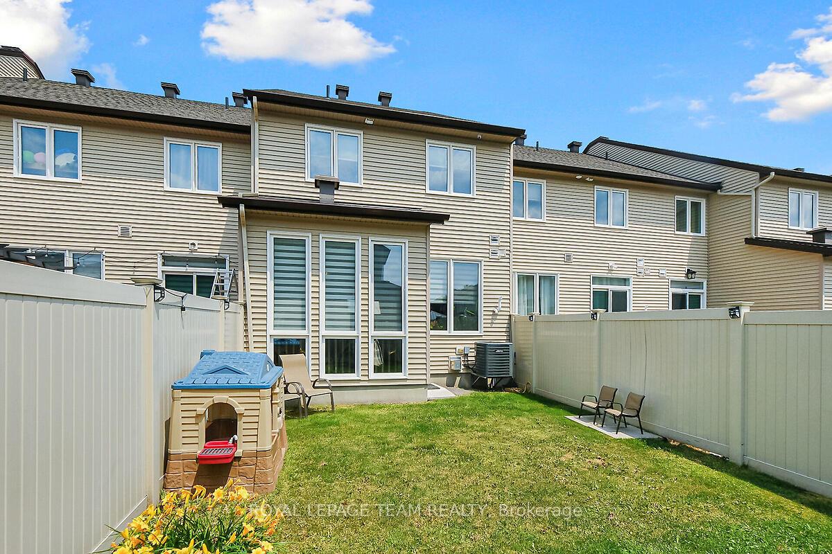 Photo 85 of 253 Fergus Crescent, Ottawa, Barrhaven - Cedargrove/Fraserdale — HOMEH