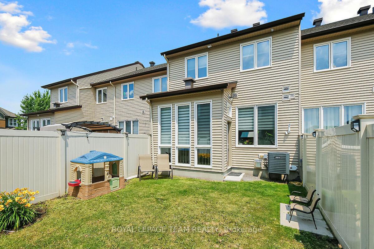 Photo 86 of 253 Fergus Crescent, Ottawa, Barrhaven - Cedargrove/Fraserdale — HOMEH