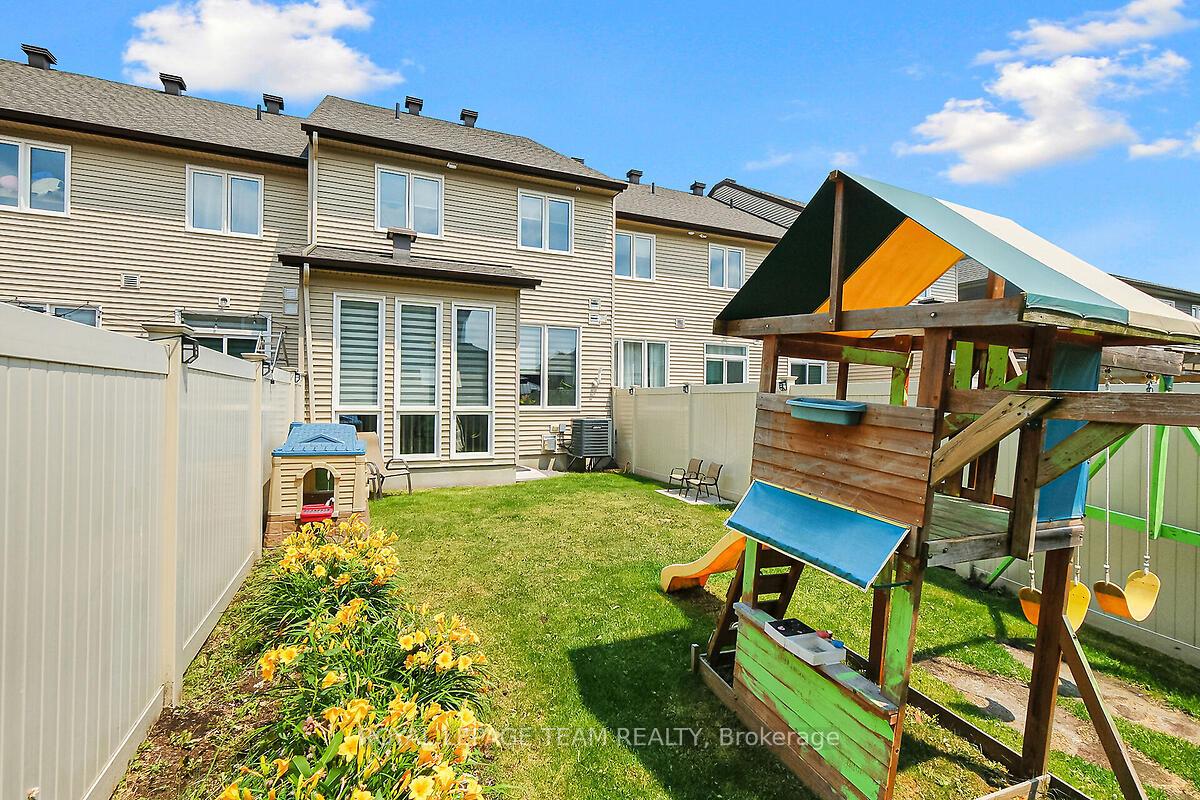 Photo 89 of 253 Fergus Crescent, Ottawa, Barrhaven - Cedargrove/Fraserdale — HOMEH