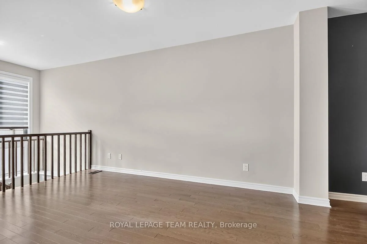Photo 12 of 253 Fergus Crescent, Ottawa, Barrhaven - Cedargrove/Fraserdale — HOMEH