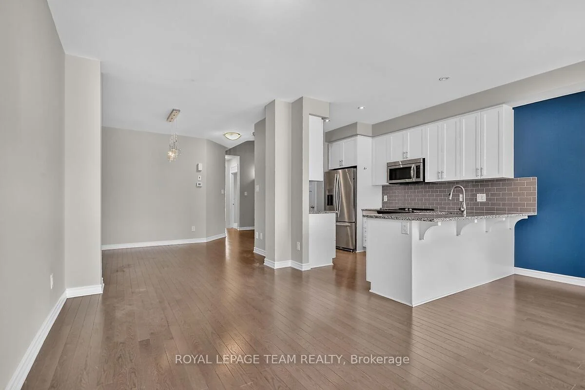 Photo 14 of 253 Fergus Crescent, Ottawa, Barrhaven - Cedargrove/Fraserdale — HOMEH