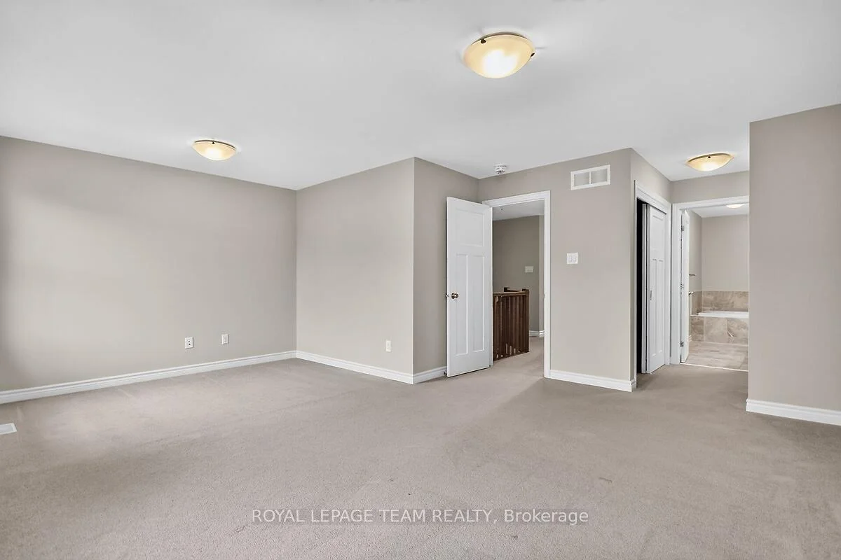 Photo 52 of 253 Fergus Crescent, Ottawa, Barrhaven - Cedargrove/Fraserdale — HOMEH