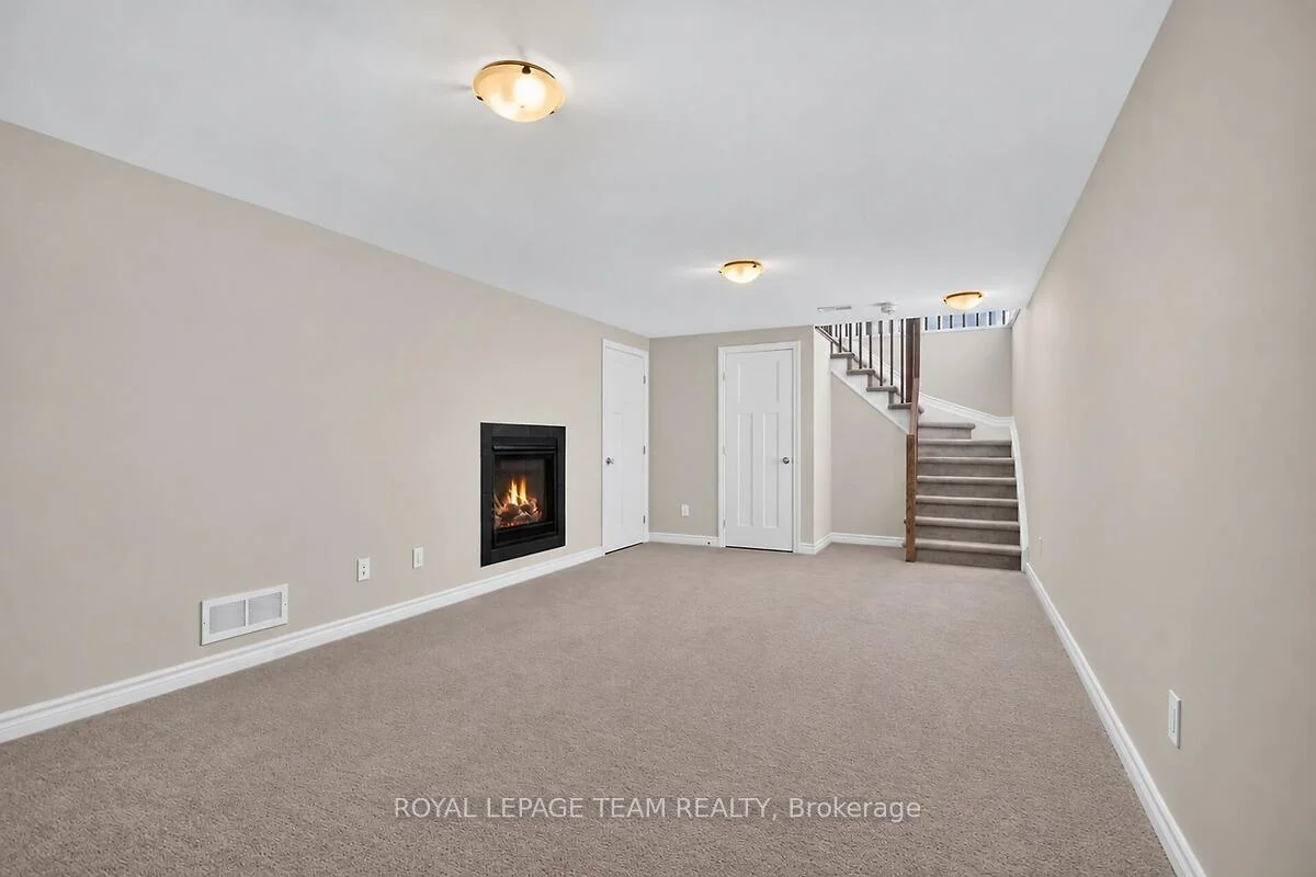 Photo 72 of 253 Fergus Crescent, Ottawa, Barrhaven - Cedargrove/Fraserdale — HOMEH