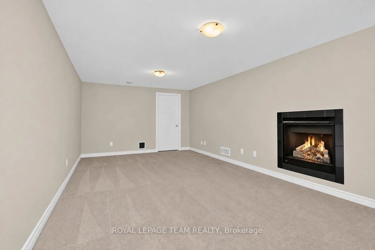 Photo 76 of 253 Fergus Crescent, Ottawa, Barrhaven - Cedargrove/Fraserdale — HOMEH
