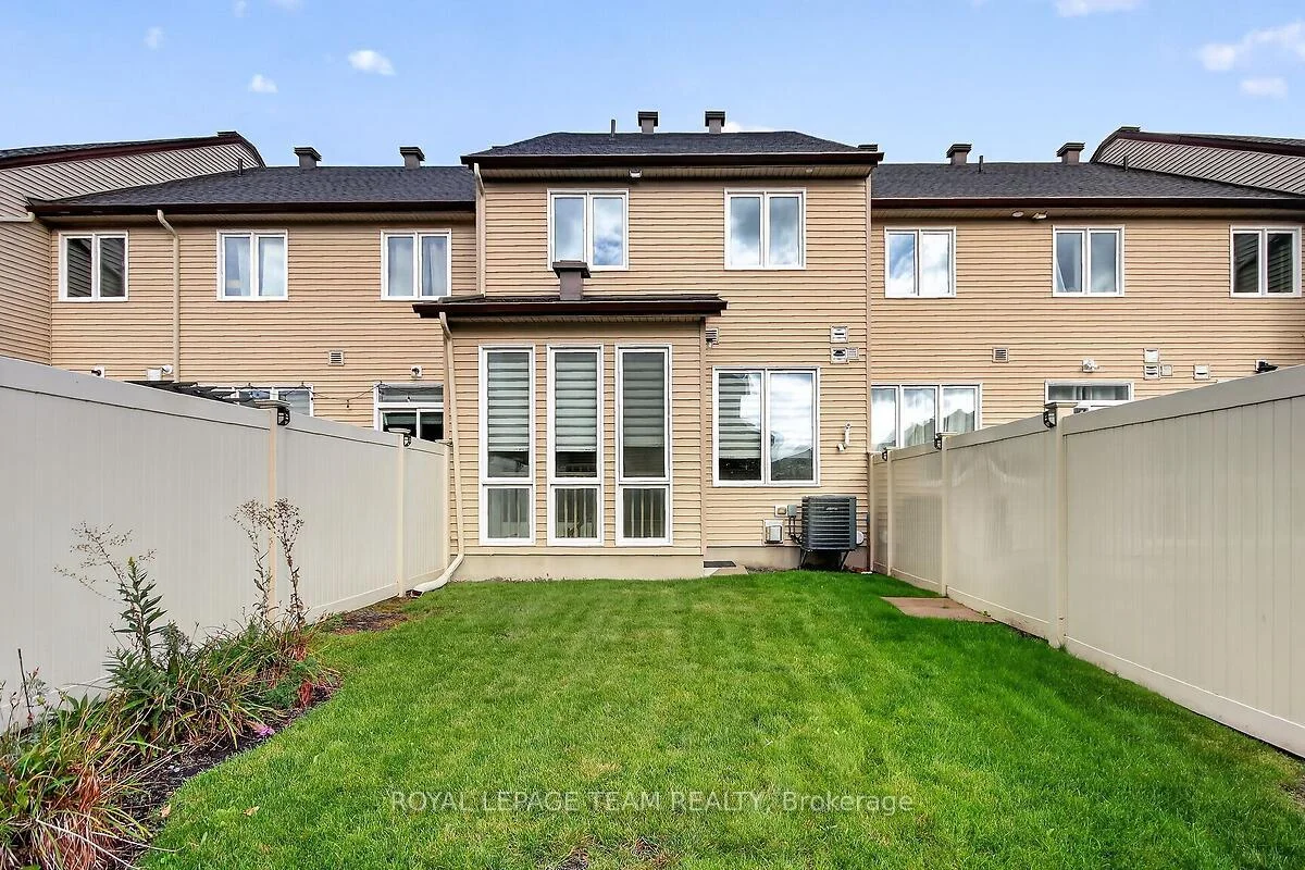 Photo 80 of 253 Fergus Crescent, Ottawa, Barrhaven - Cedargrove/Fraserdale — HOMEH