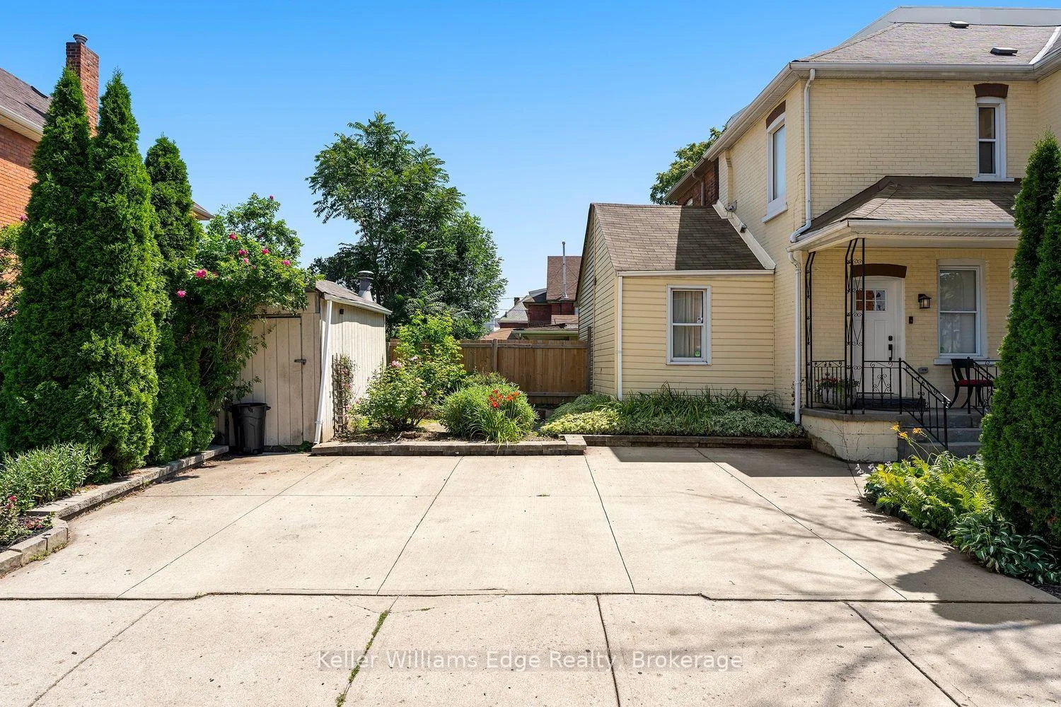 Photo 42 of 467 King William Street, Hamilton, Landsdale — HOMEH