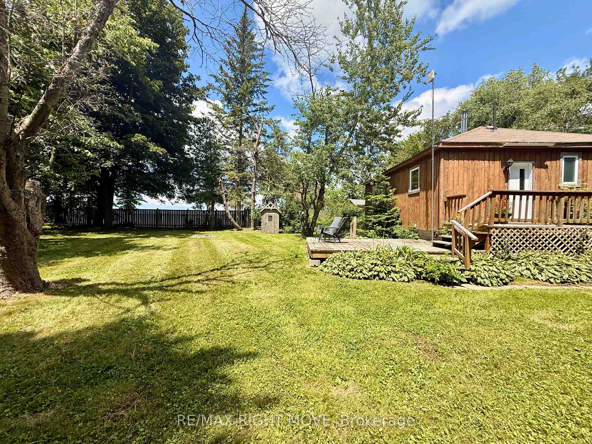 Photo 2 of 2674 Lone Birch Trail, Ramara, Brechin — HOMEH