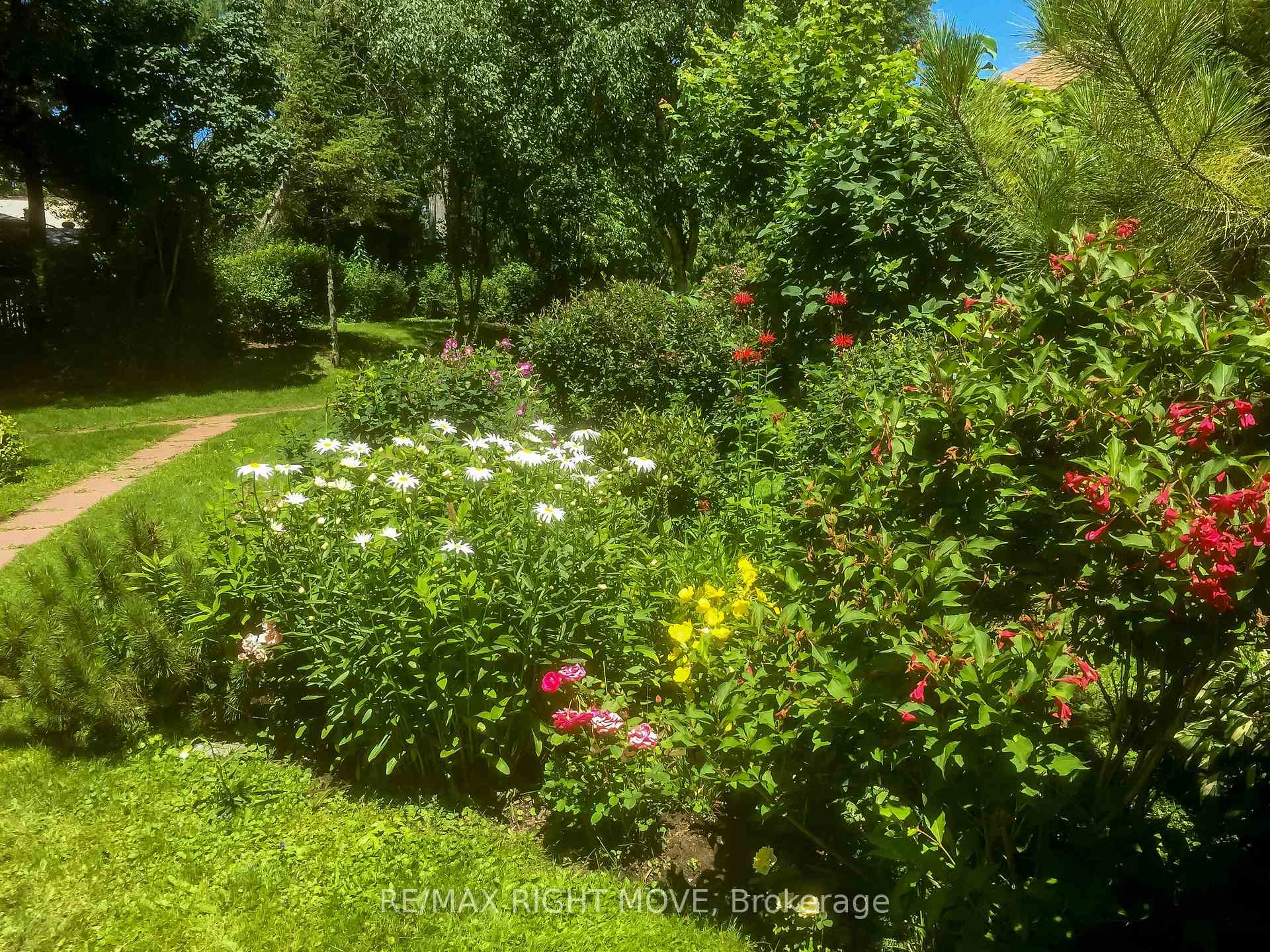 Photo 9 of 2674 Lone Birch Trail, Ramara, Brechin — HOMEH