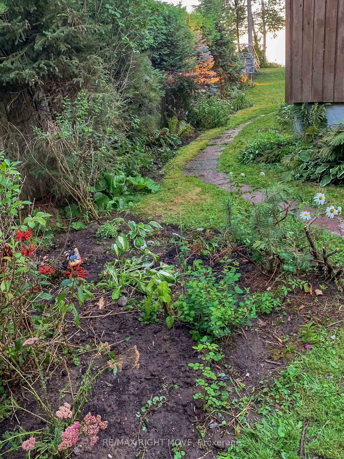 Photo 10 of 2674 Lone Birch Trail, Ramara, Brechin — HOMEH