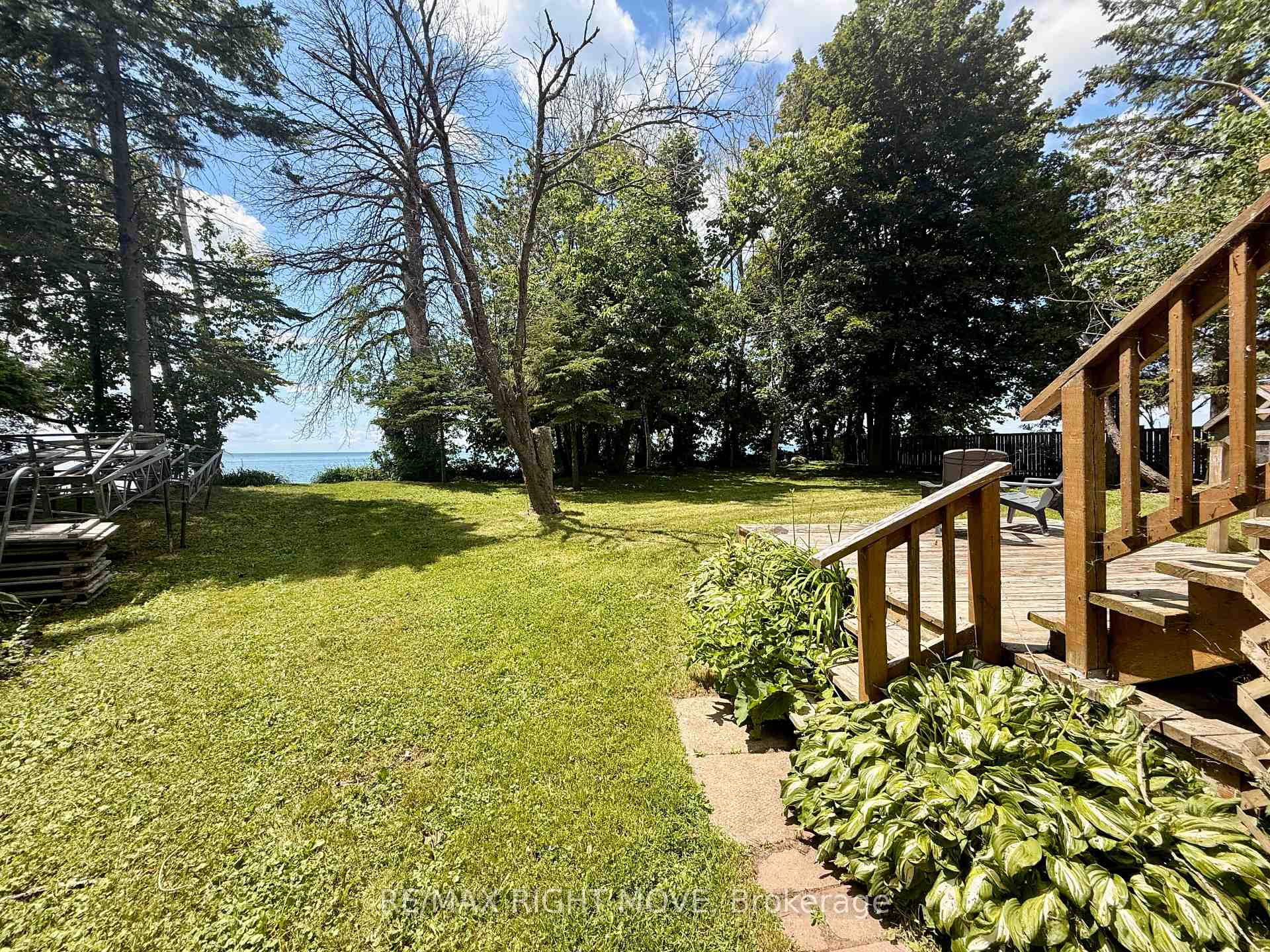 Photo 13 of 2674 Lone Birch Trail, Ramara, Brechin — HOMEH