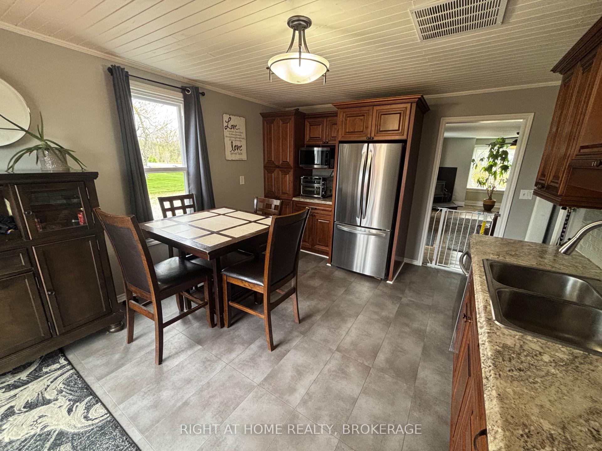 Photo 9 of 720 Webber Road, Pelham, Fenwick — HOMEH