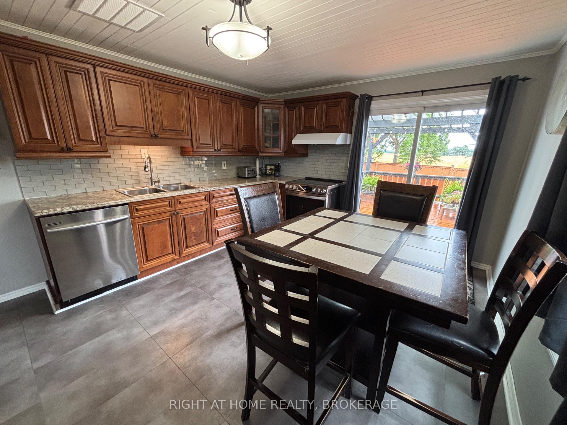 Photo 8 of 720 Webber Road, Pelham, Fenwick — HOMEH