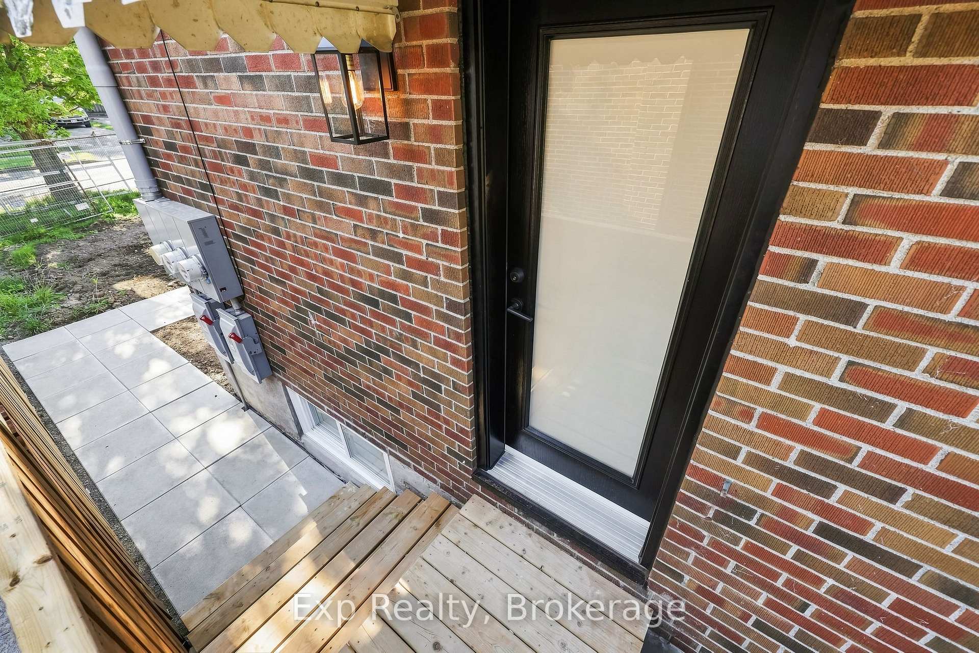 Photo 5 of Unit B, 372 Major Street, Cobourg — HOMEH