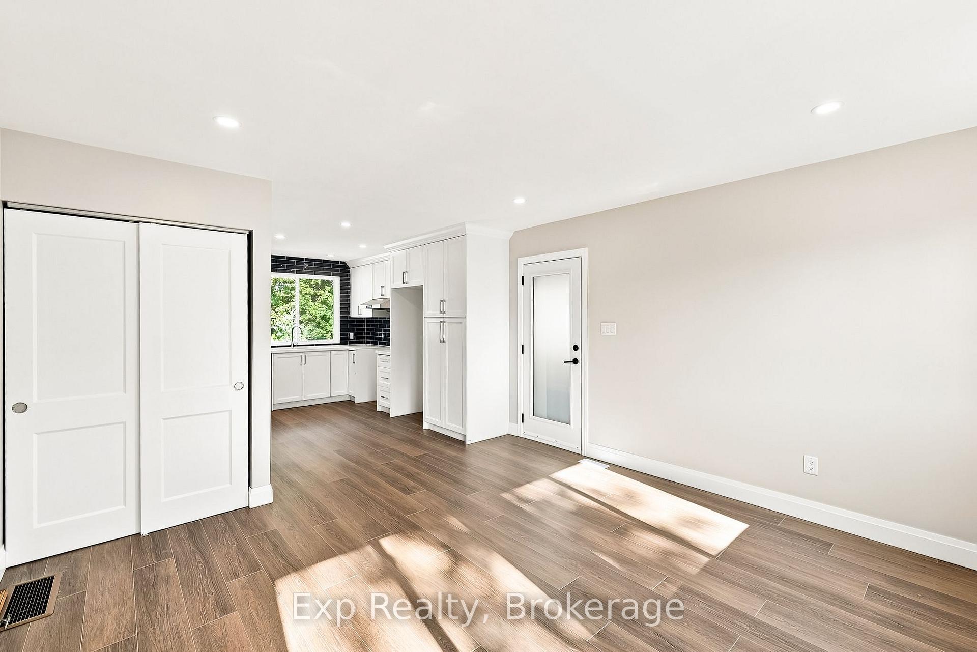 Photo 7 of Unit B, 372 Major Street, Cobourg — HOMEH