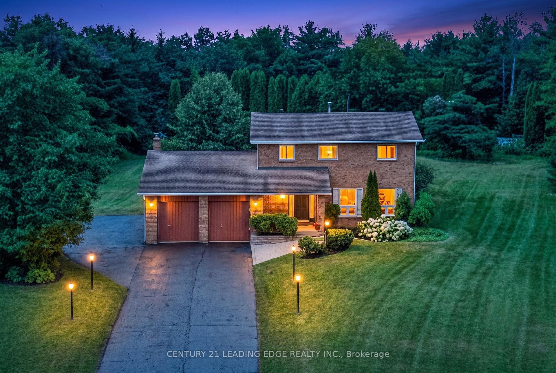 Photo 1 of 6 Cairns Boulevard, Springwater, Midhurst — HOMEH