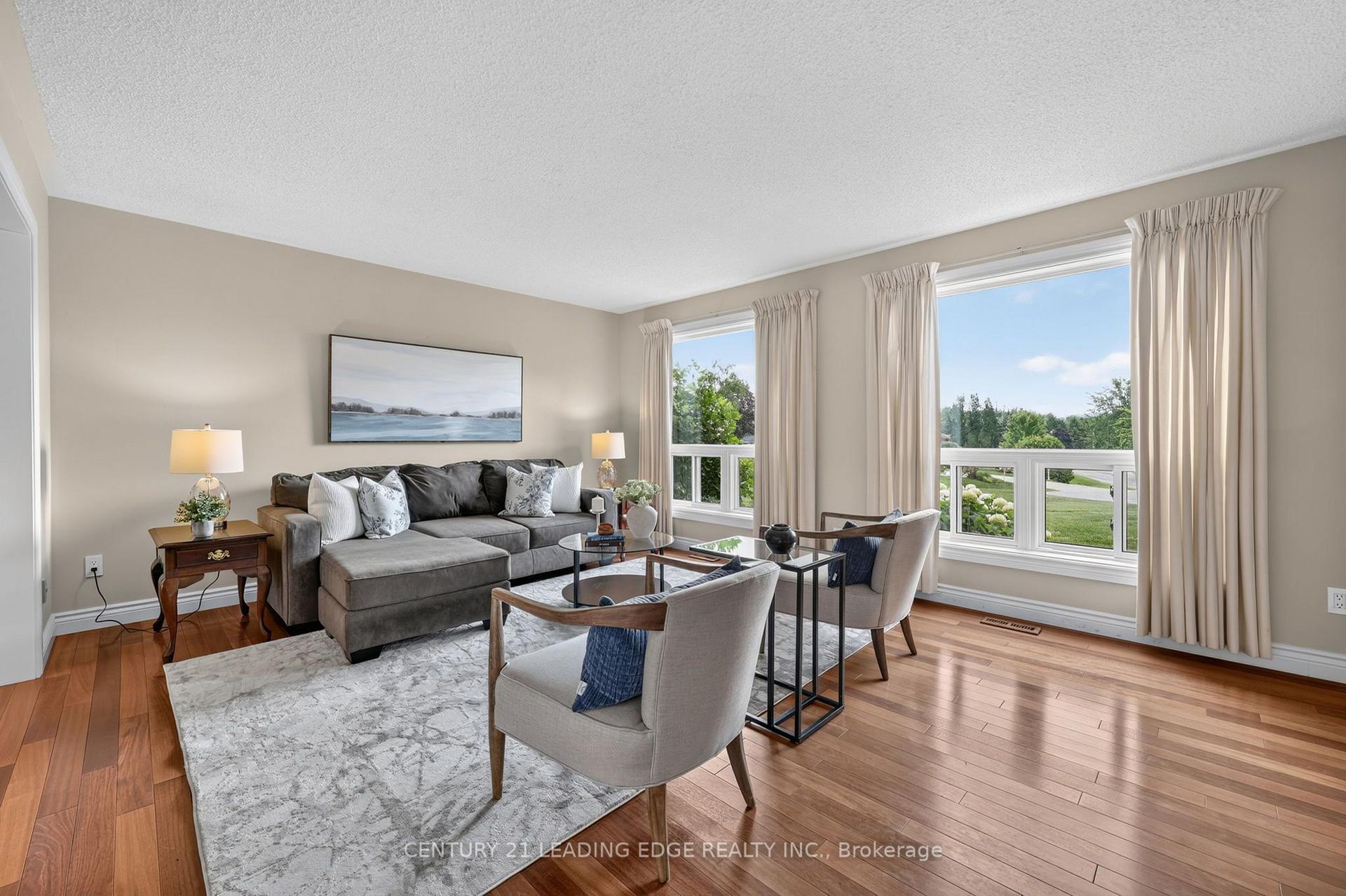 Photo 15 of 6 Cairns Boulevard, Springwater, Midhurst — HOMEH