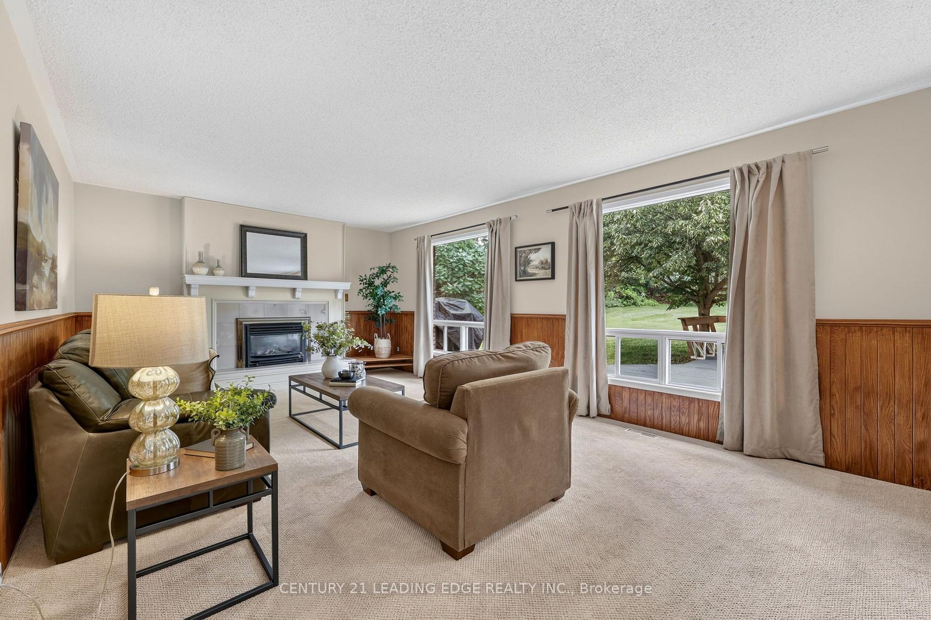 Photo 23 of 6 Cairns Boulevard, Springwater, Midhurst — HOMEH
