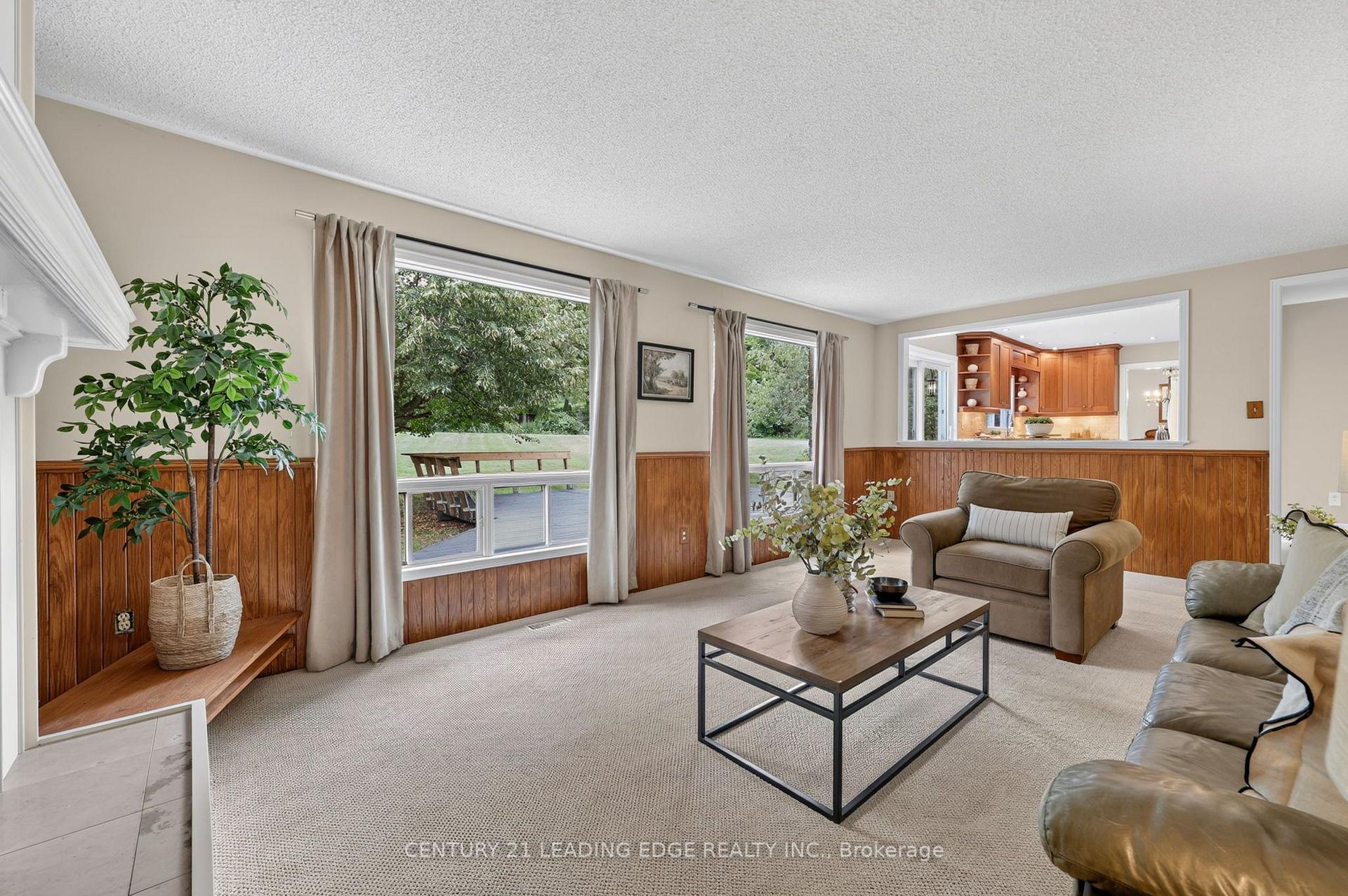 Photo 24 of 6 Cairns Boulevard, Springwater, Midhurst — HOMEH