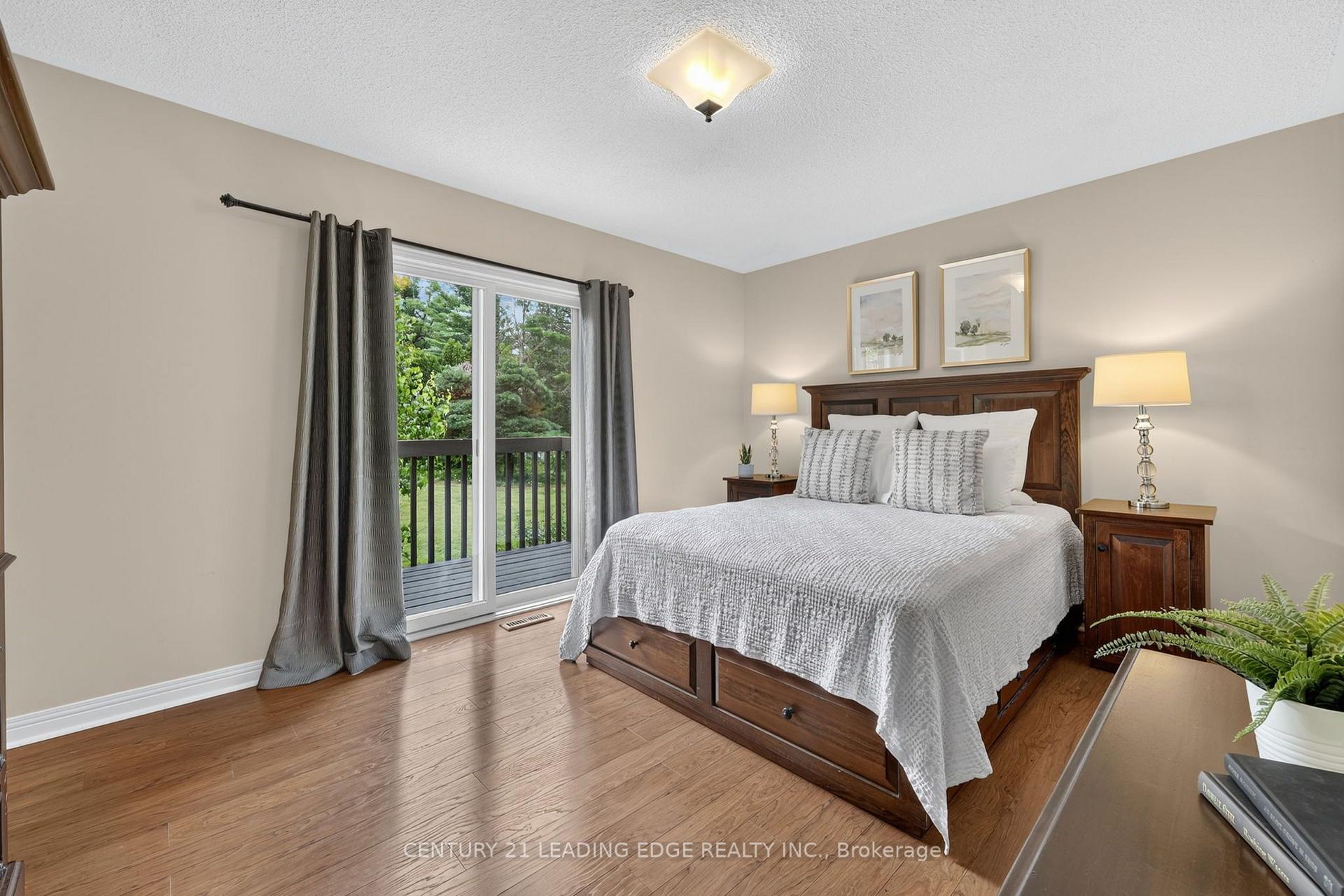 Photo 27 of 6 Cairns Boulevard, Springwater, Midhurst — HOMEH