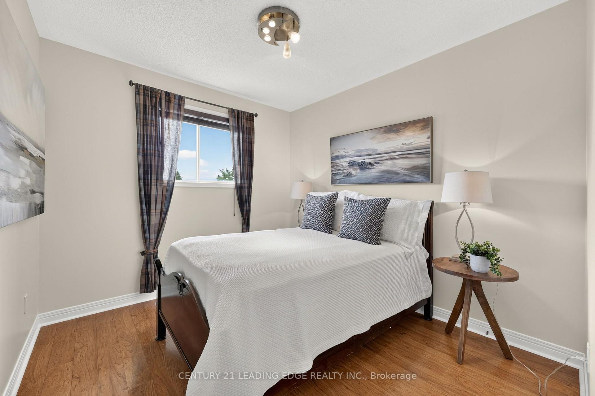 Photo 30 of 6 Cairns Boulevard, Springwater, Midhurst — HOMEH