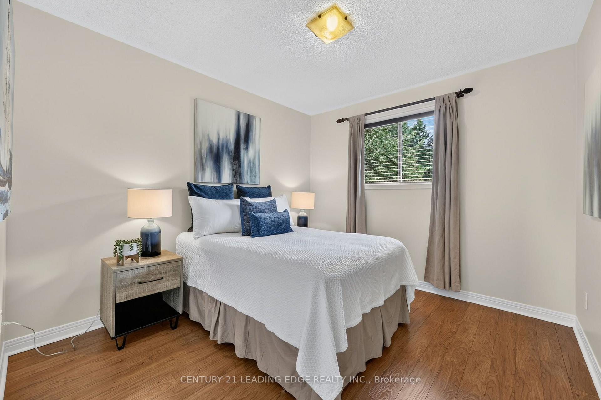 Photo 32 of 6 Cairns Boulevard, Springwater, Midhurst — HOMEH