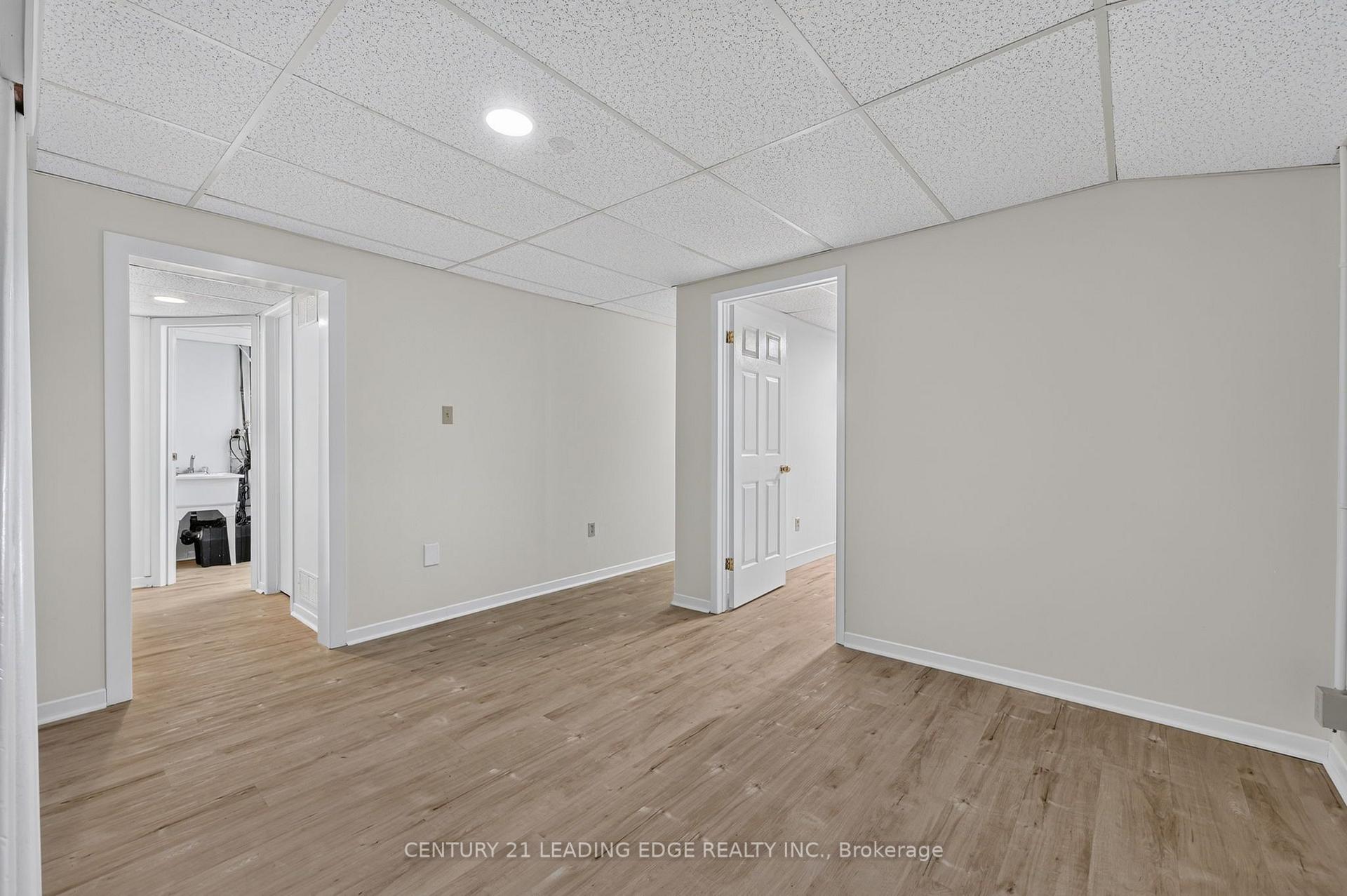 Photo 36 of 6 Cairns Boulevard, Springwater, Midhurst — HOMEH
