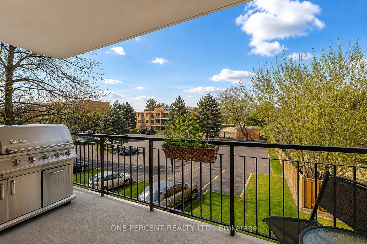 Photo 5 of Unit 25, 16 Fourth Street, Orangeville — HOMEH