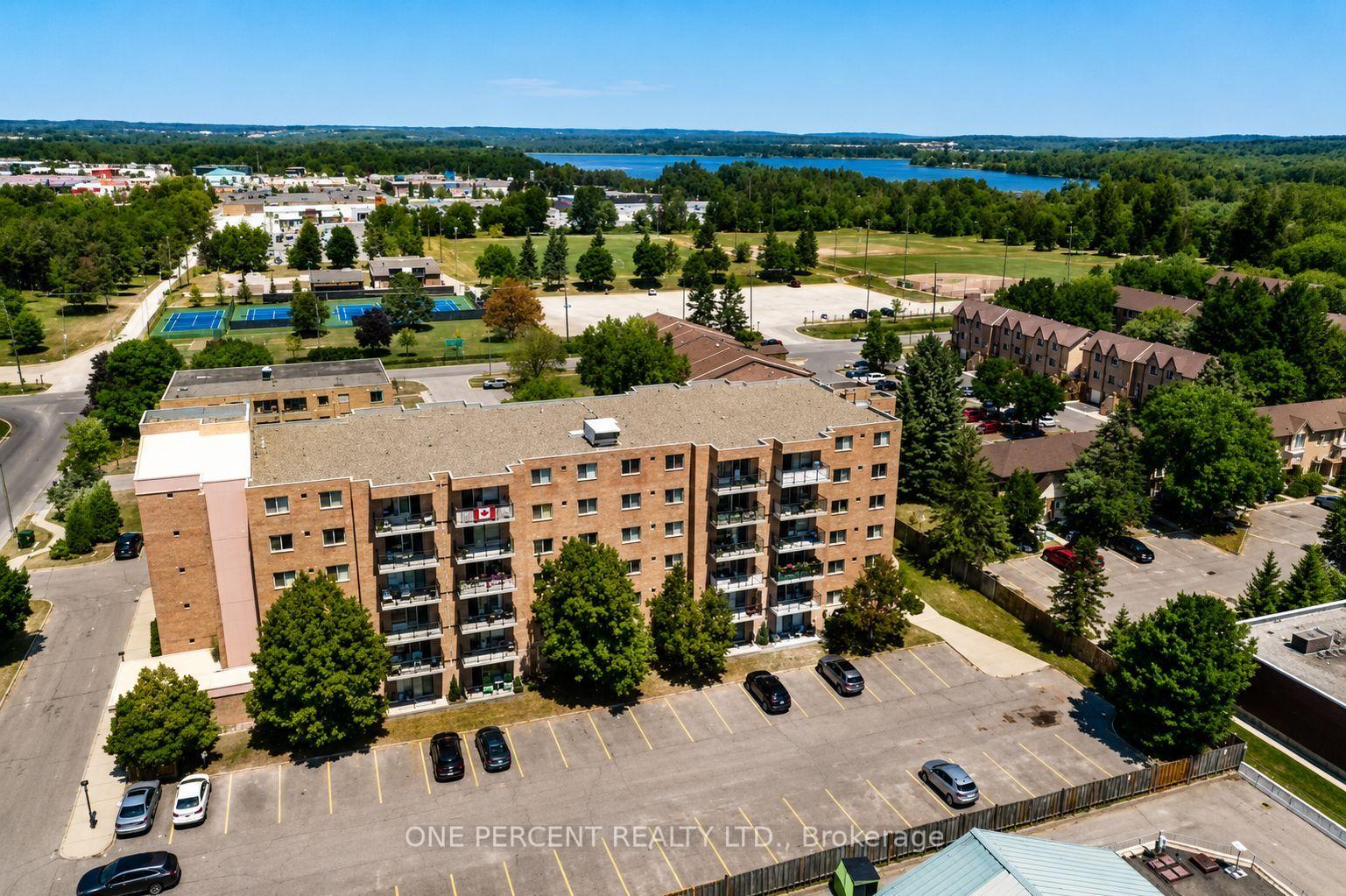 Photo 27 of Unit 25, 16 Fourth Street, Orangeville — HOMEH